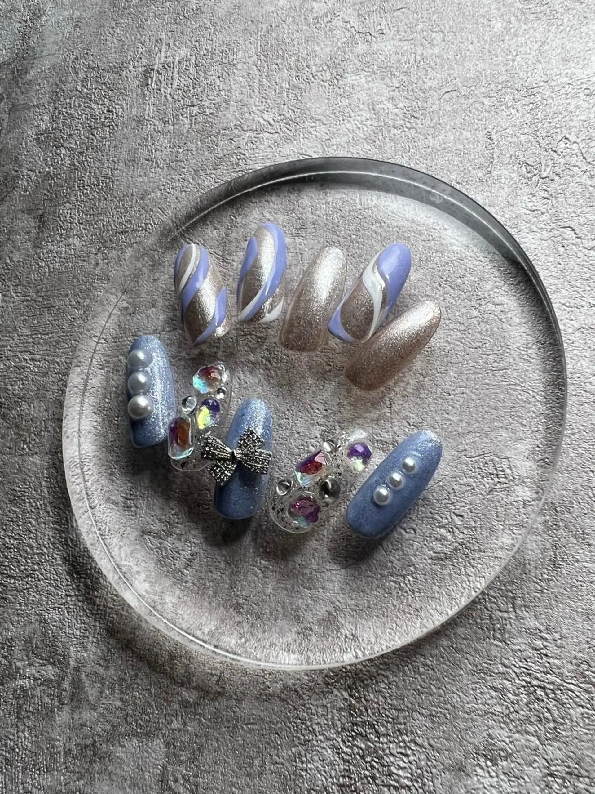 ネイル ONIKA Nail 青山通り店所属・ONIKA Nail 表参道A4🦋2分のネイルデザイン