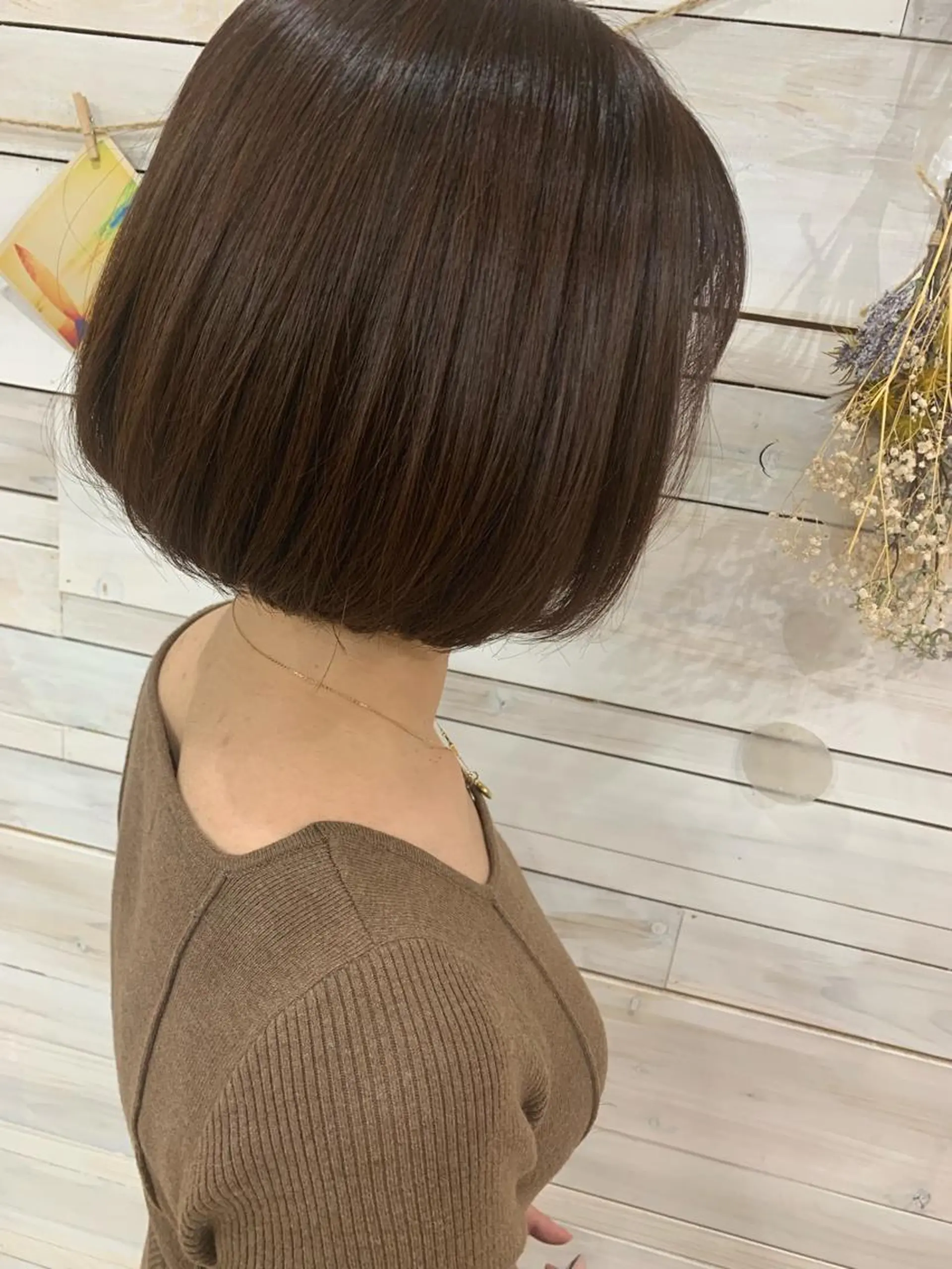 ショート ハッシュカット/ボブ /レイヤー/彩奈のヘアスタイル