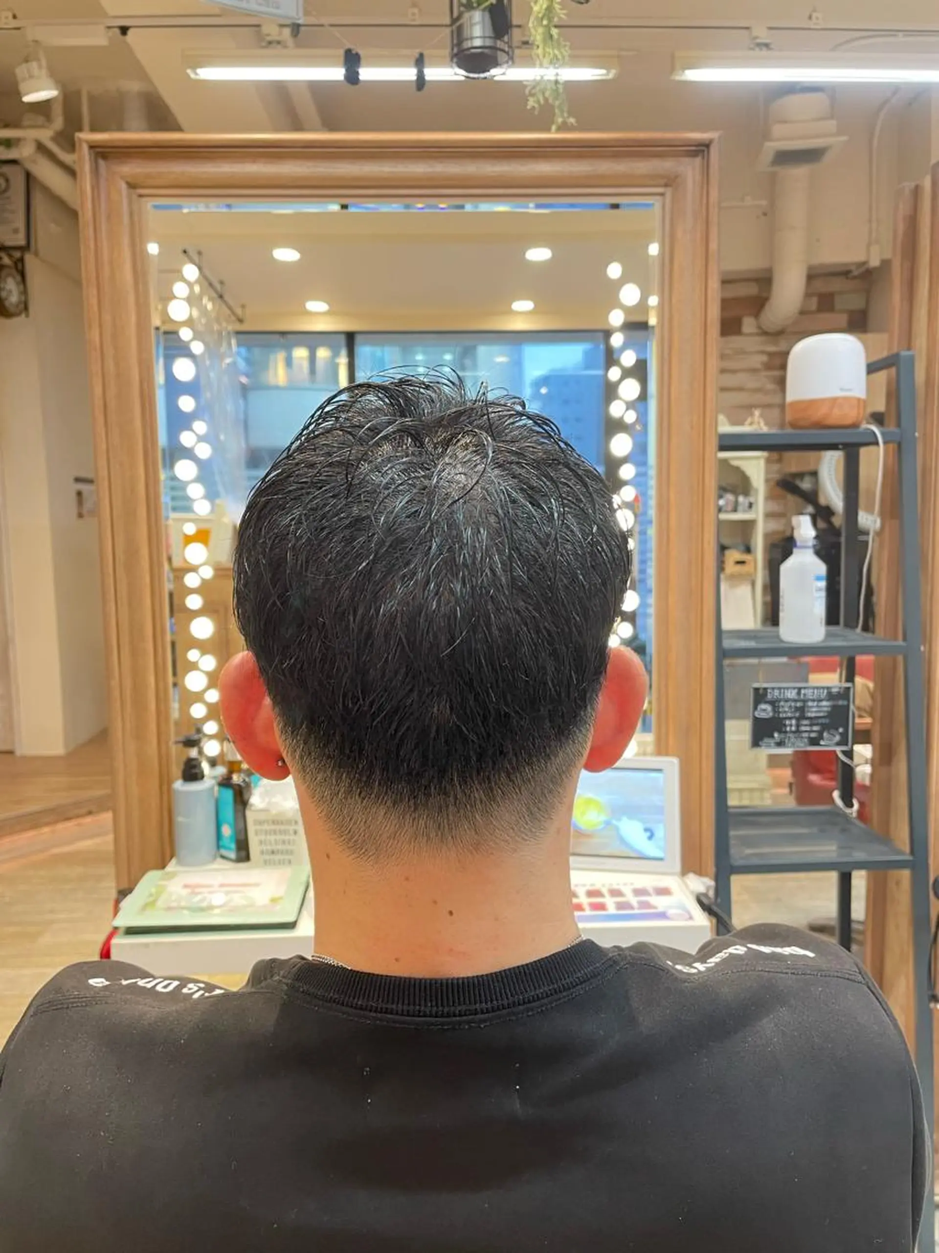 メンズ フェードカット カット LOG/所属・✨縮毛/ブリーチ✨ 出口 紗依のヘアスタイル