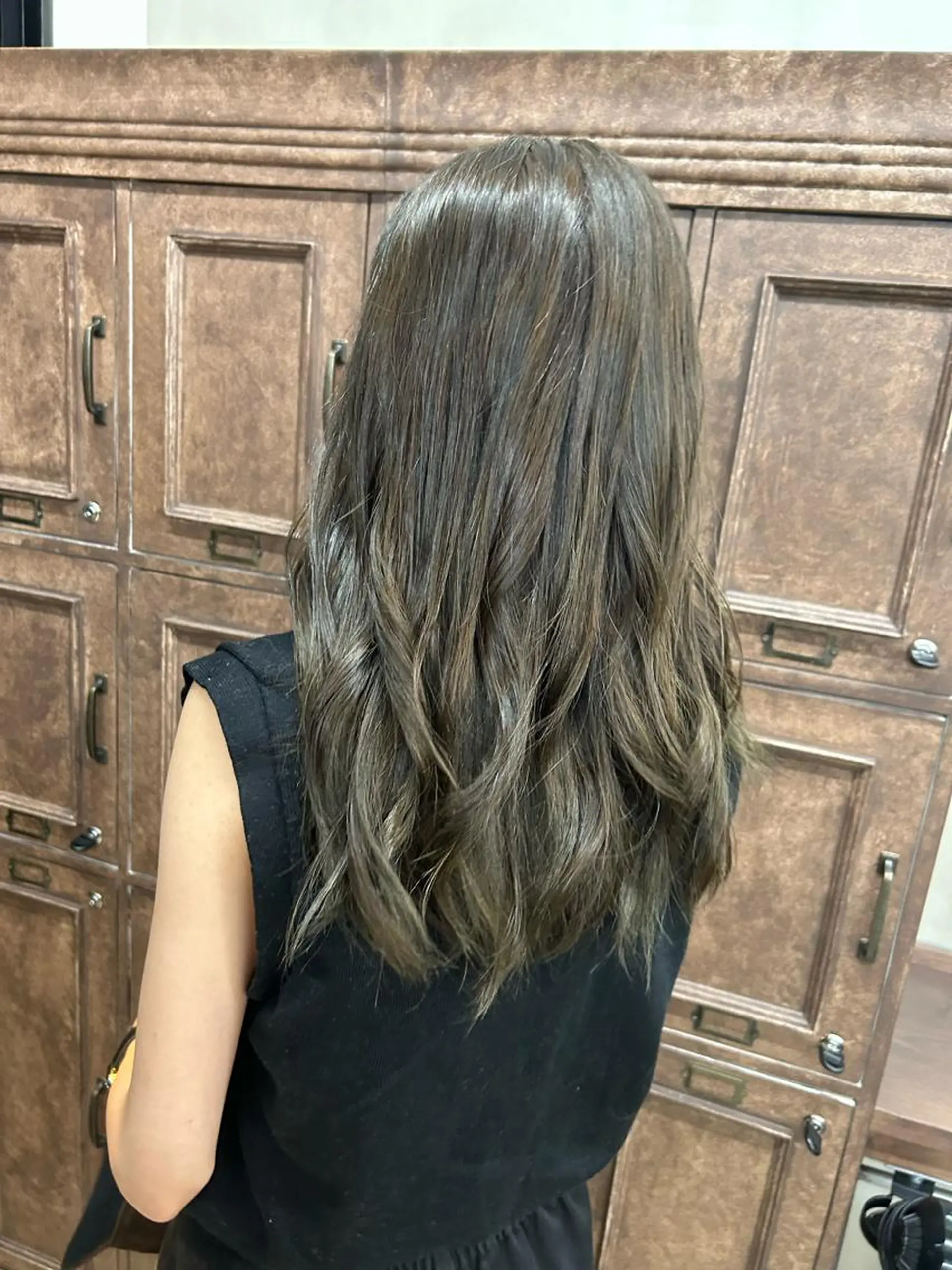 カラー ブラウンカラー 透明感カラー オリーブブラウン オレンジ オリーブ/ ナカミネアキナのヘアスタイル