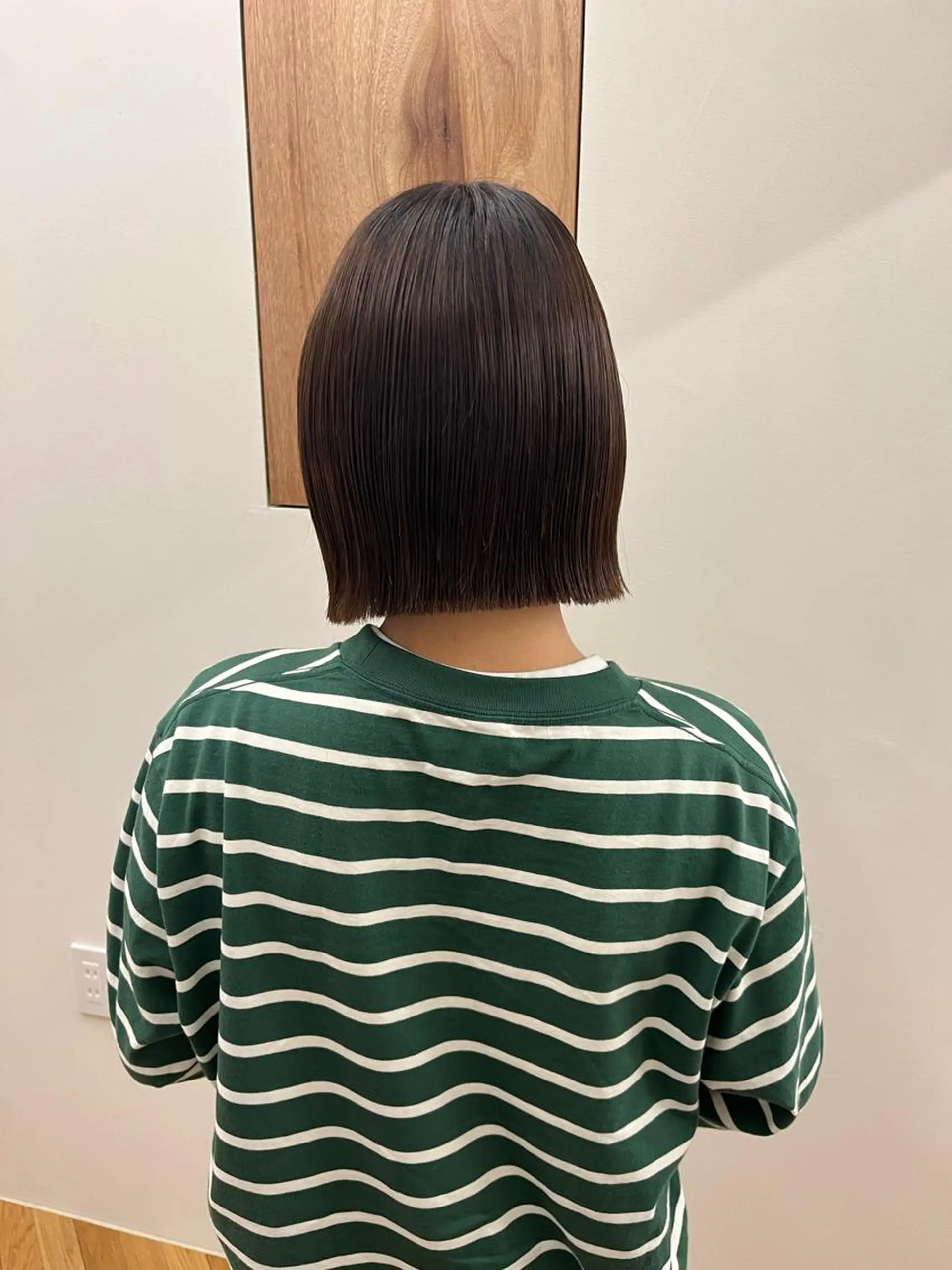 ショート 切りっぱなしボブ ボブ 西山 紗耶香🪽 透明感カラー/ボブのヘアスタイル