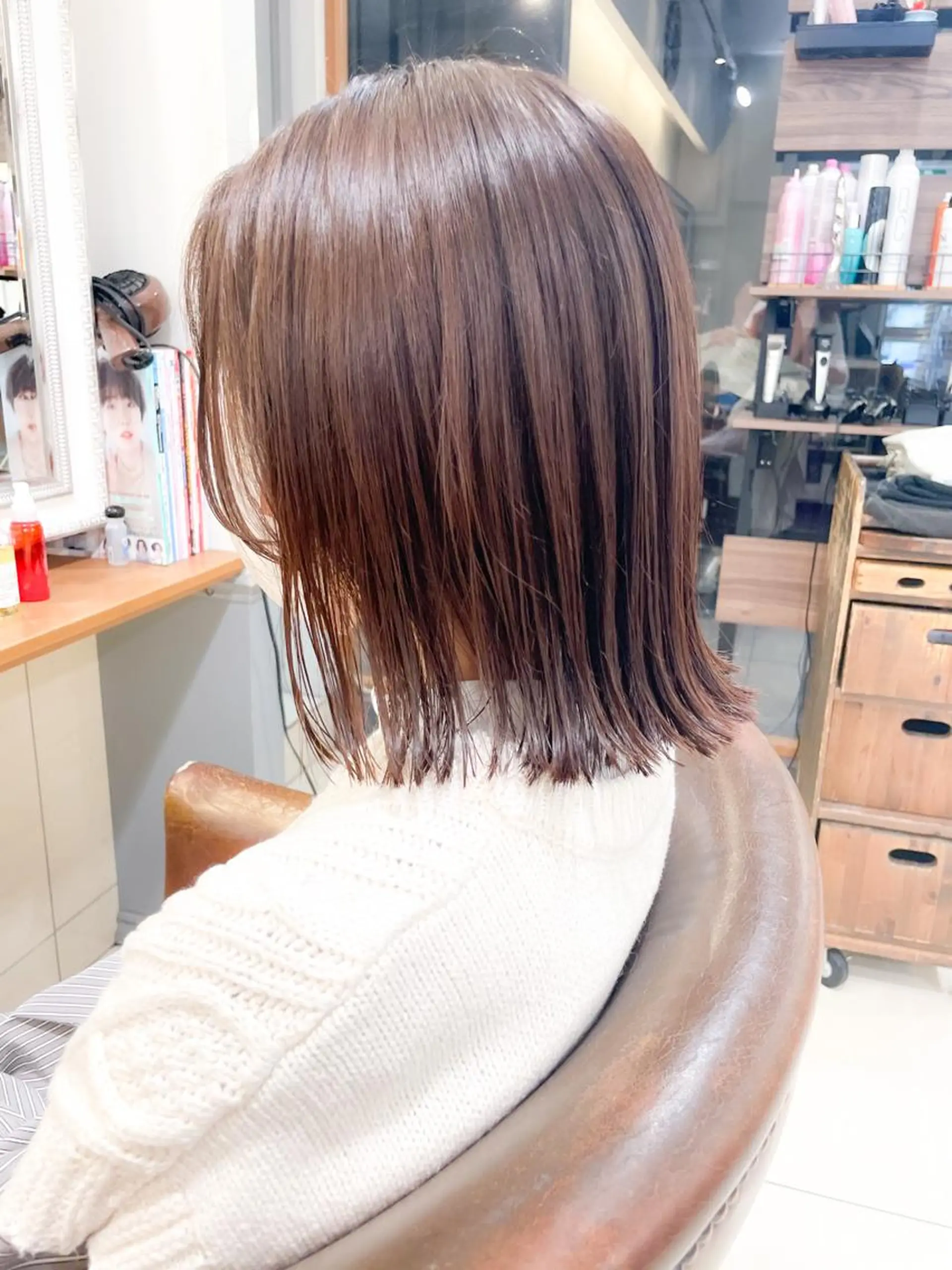 ミディアム カラー ボブ 切りっぱなしロブ 外ハネヘア カット ヘアカラー ✨カラー支持No.1 🧸ワキ カナコ🧸のヘアスタイル