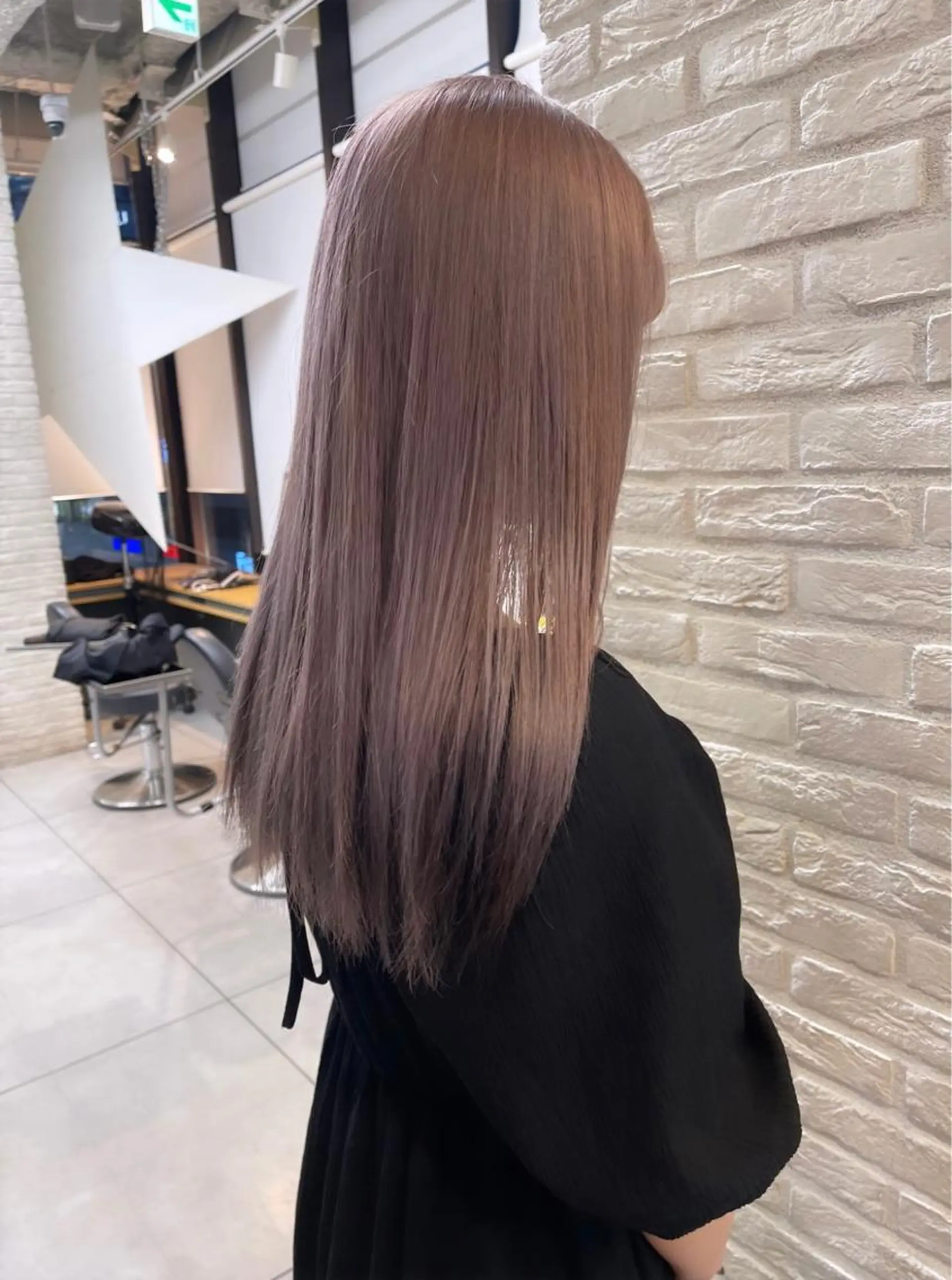 ロング カラー t.a.g所属・おしゃかわ韓国ヘア× ハイトーンRyukiのヘアスタイル