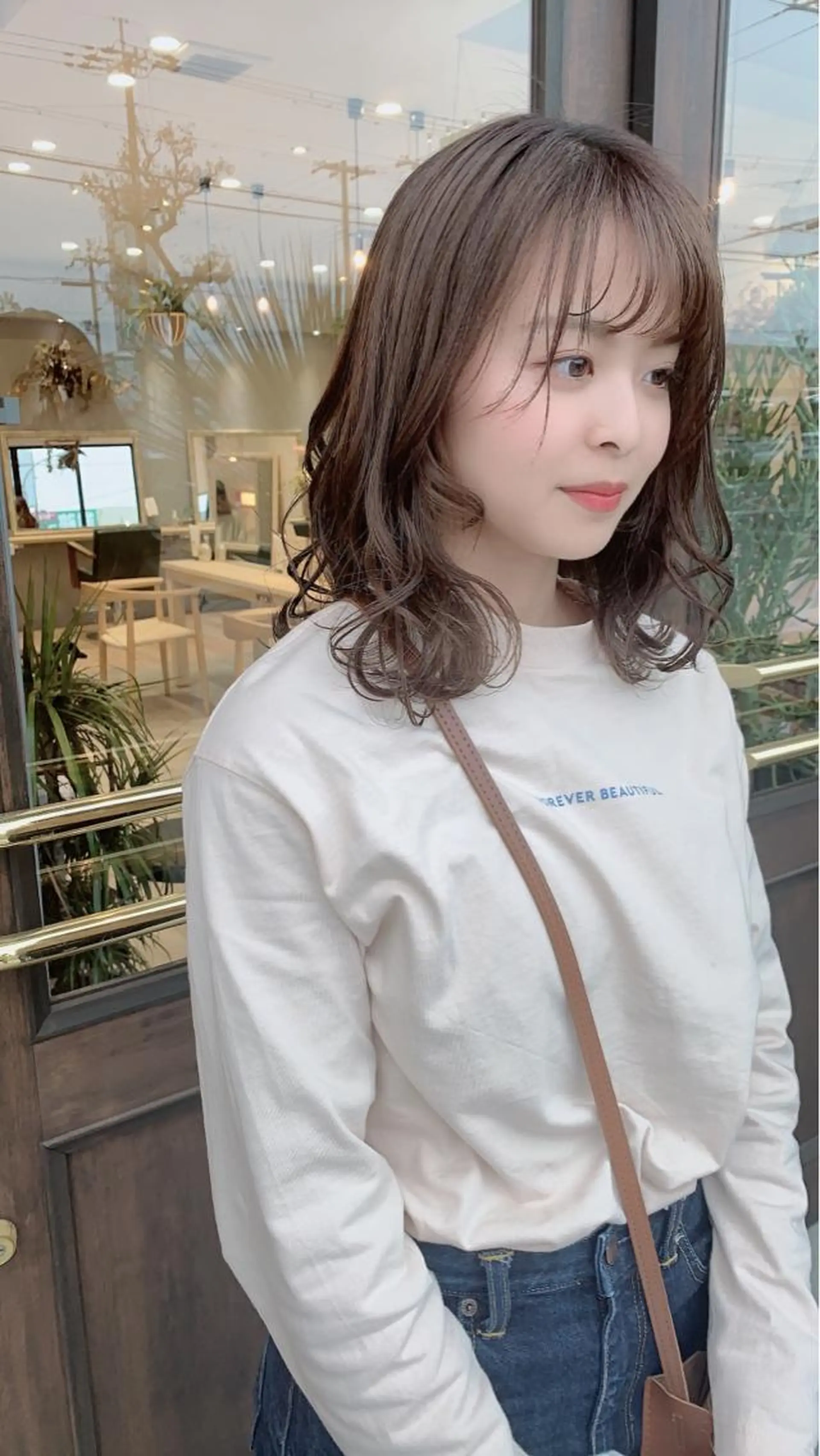 ミディアム カラー 吉原 由菜のヘアスタイル