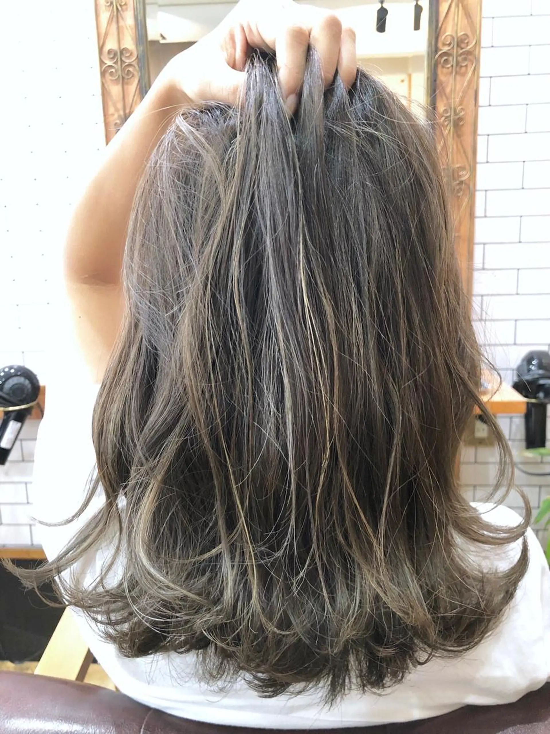 ミディアム カラー ヘアカラー トリートメント THREE所属・THREE 関根大のヘアスタイル