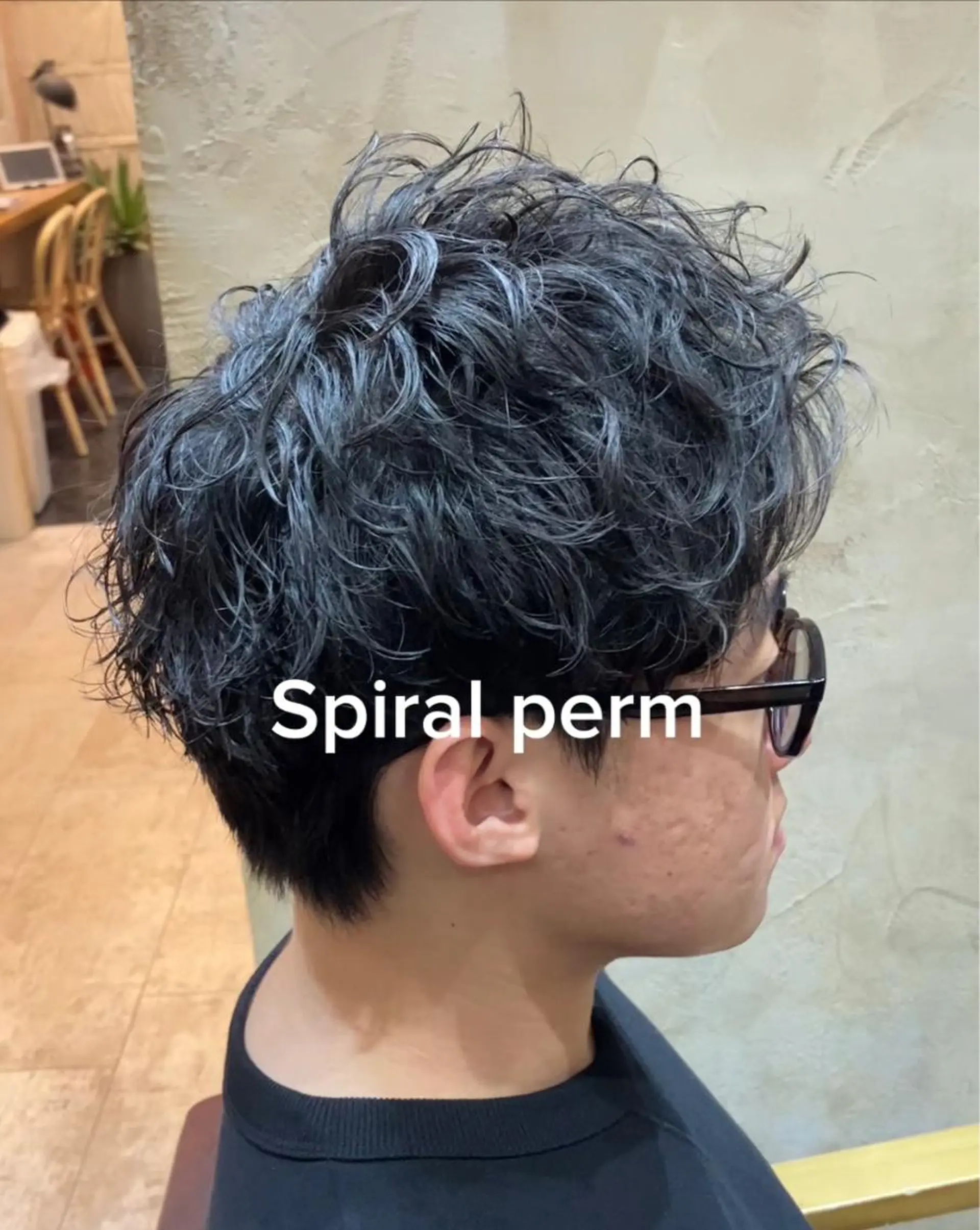 パーマ メンズ メンズパーマ スパイラルパーマ カット パーマ メンズ特化/パーマ/ フェードWATARUのヘアスタイル