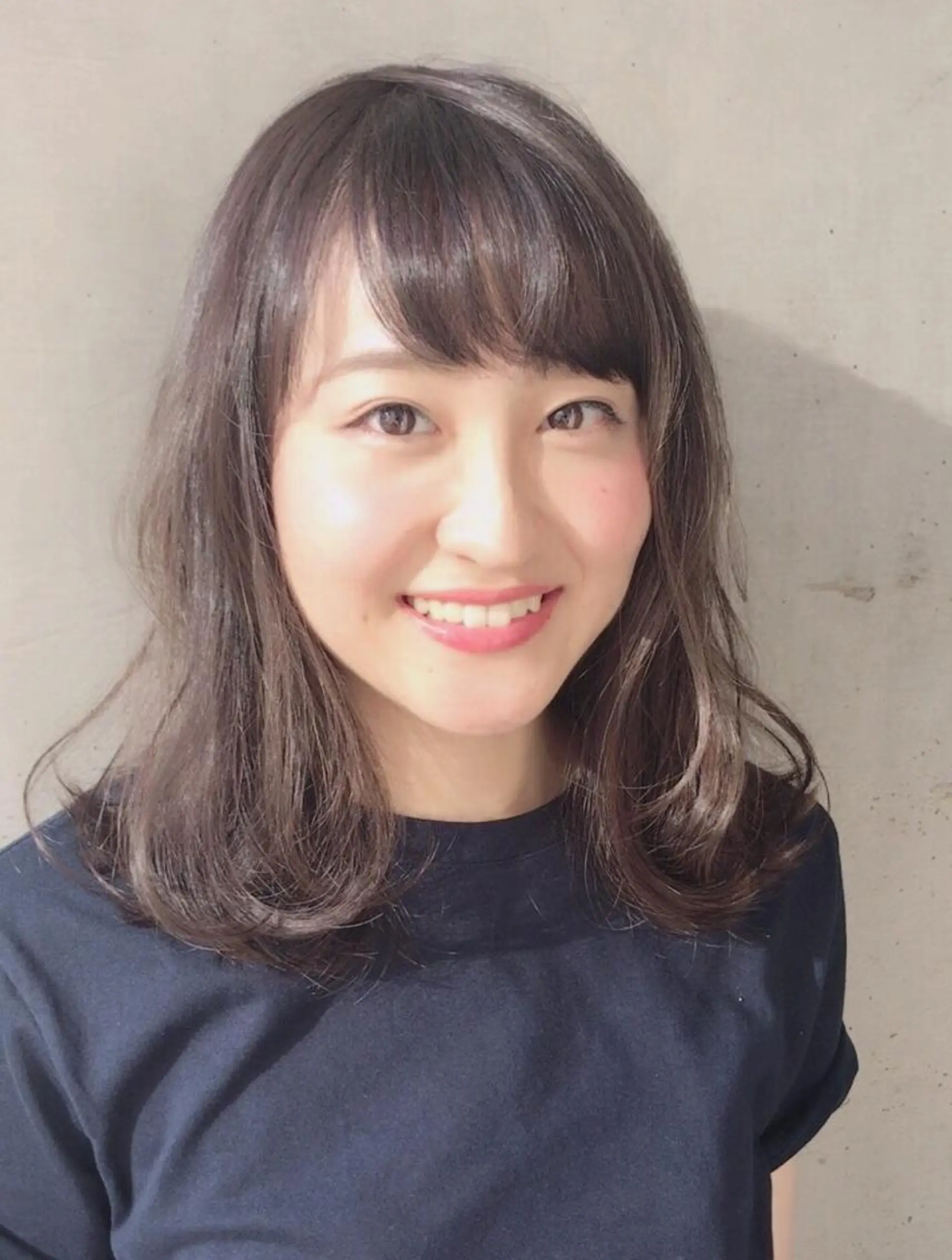 ミディアム カラー パーマ カット ヘアカラー トリートメント 福重 奨のヘアスタイル
