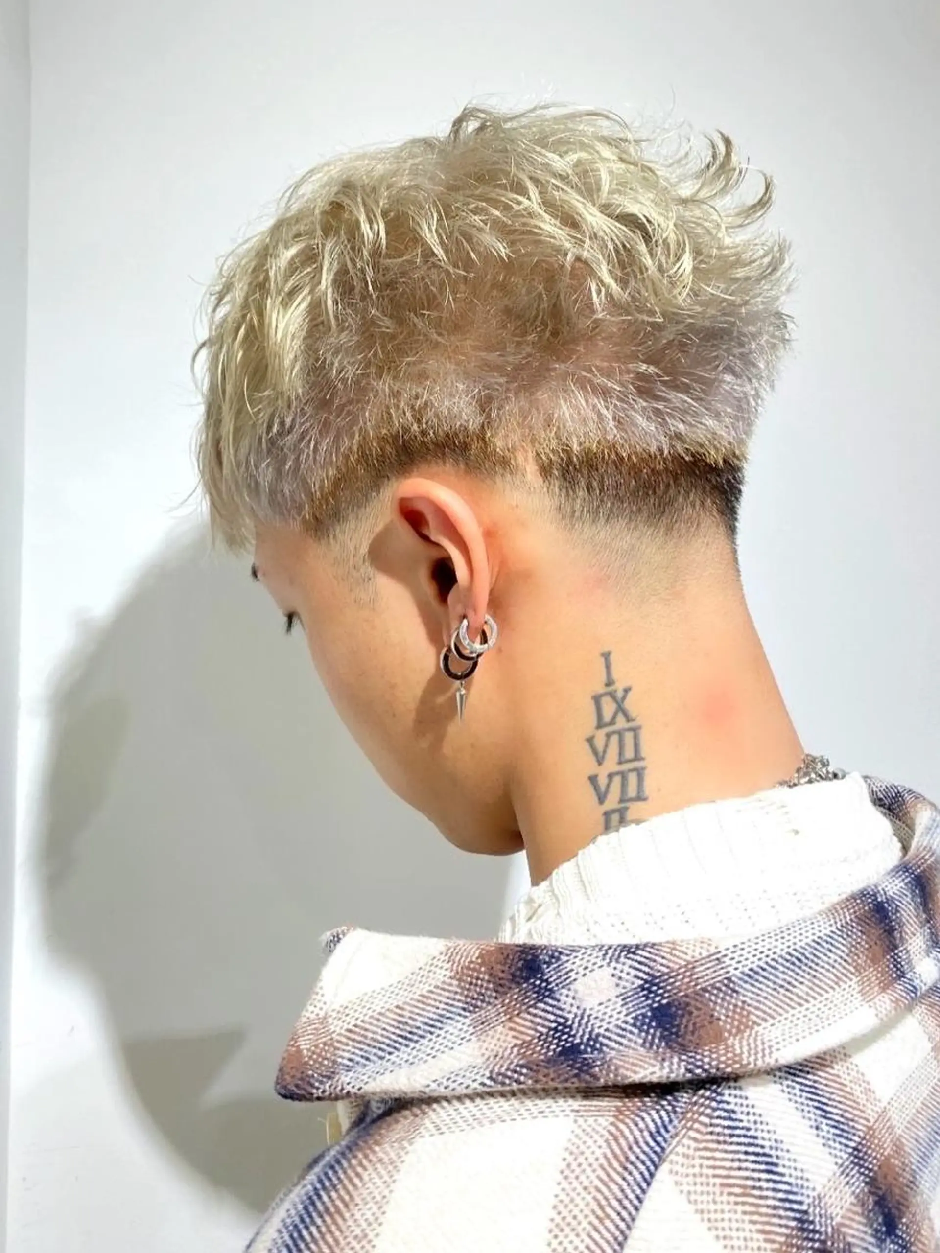 メンズ カラー 🎁毎月通える価格✨ QUATRO金子裕也のヘアスタイル