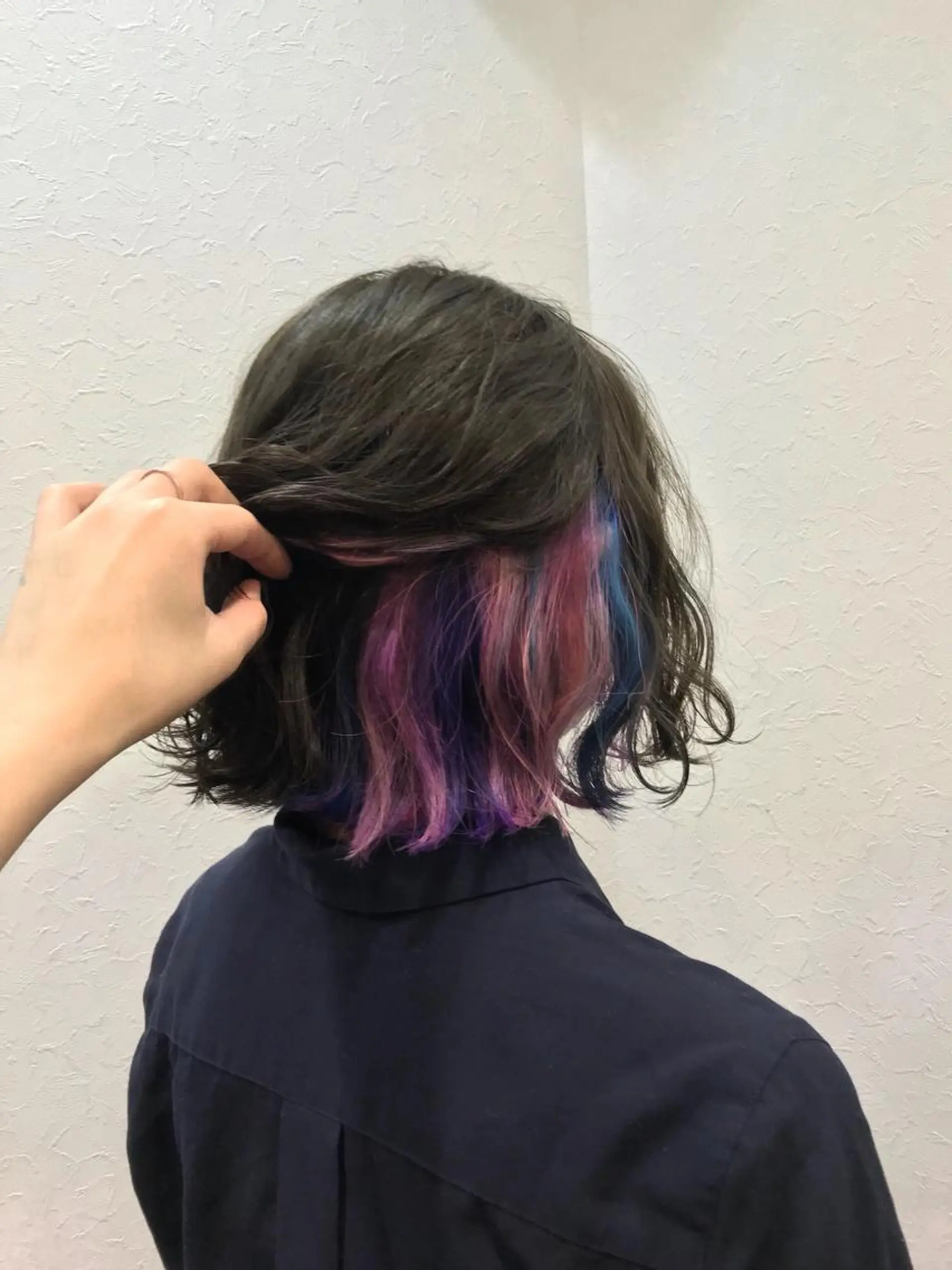 ミディアム カラー インナーカラー a-o横浜所属・色落ちまでキレイに！ ！女性サロンremiのヘアスタイル