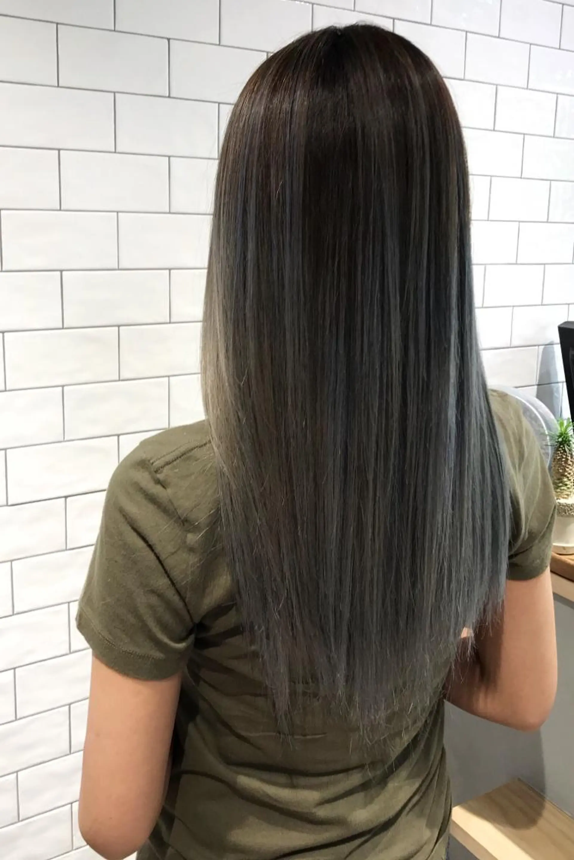 ロング カラー 原山 直人のヘアスタイル