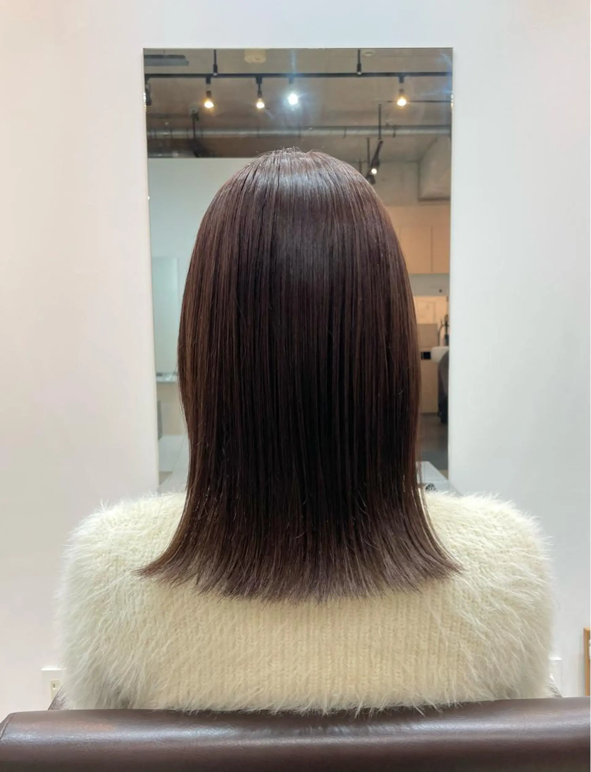 ミディアム カラー ブラウンカラー ショコラブラウン トリートメント 【arc】Ruri コテ巻き風パーマのヘアスタイル