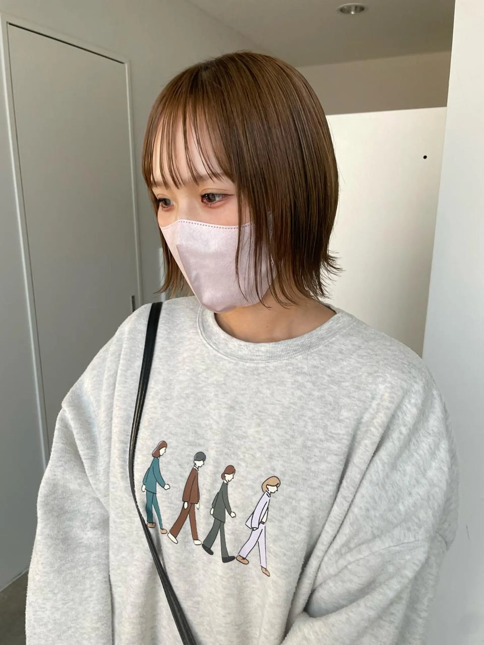 ショート カラー ベージュカラー ボブ 外ハネヘア カット ヘアカラー 🔥ボブ／レイヤー／ shingoのヘアスタイル