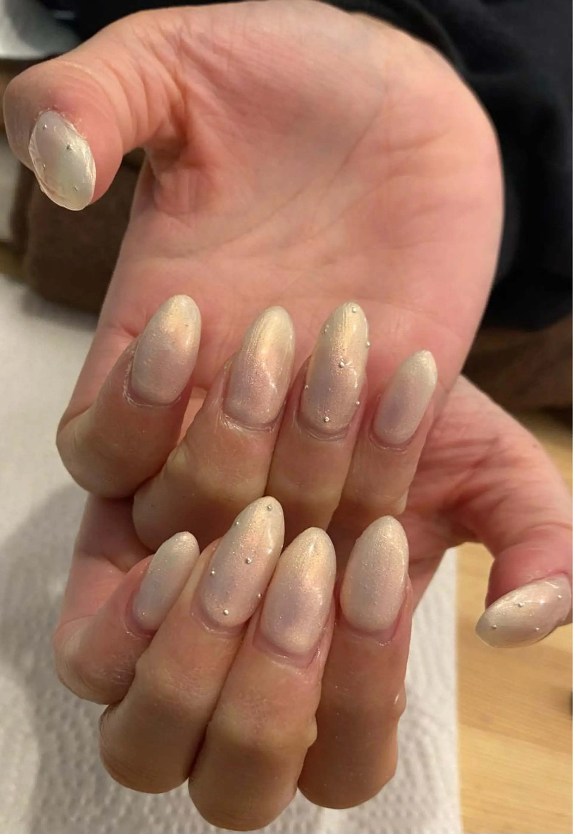 ネイル アートネイル グラデーション ラメ(グリッター) ワンカラーネイル シンプルネイル ハンドネイル Mizuki 🦋のネイルデザイン