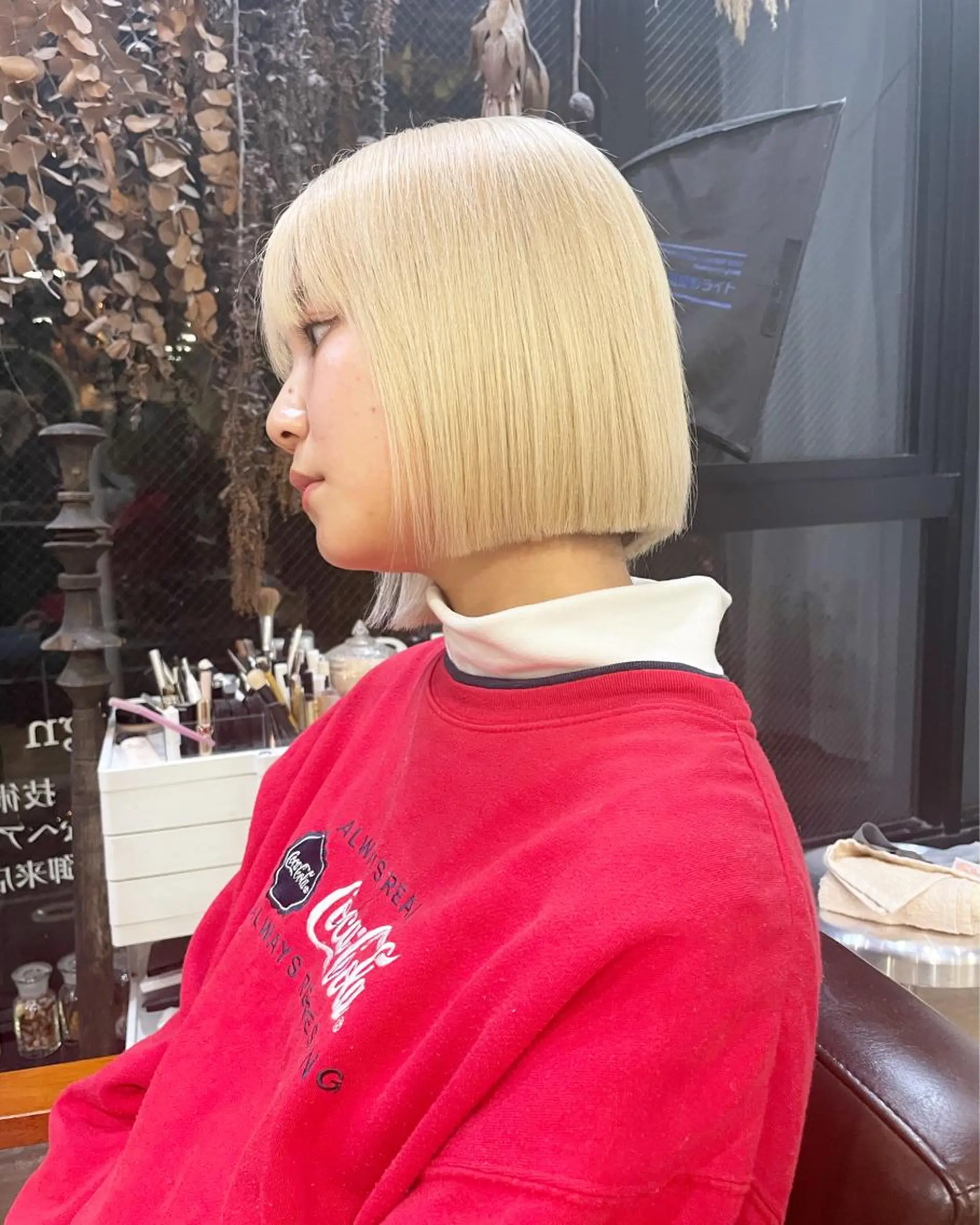 ショート カラー suvvy hairsalonのヘアスタイル