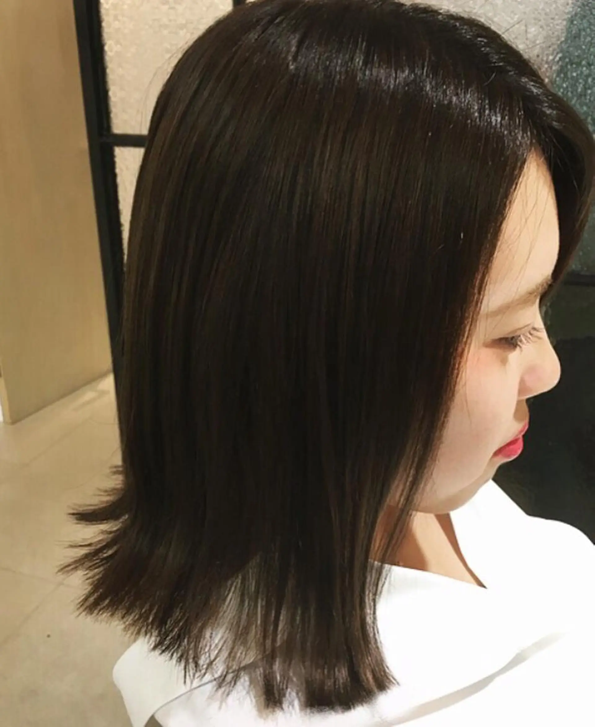 ミディアム ボブ 外ハネヘア 安永 涼のヘアスタイル