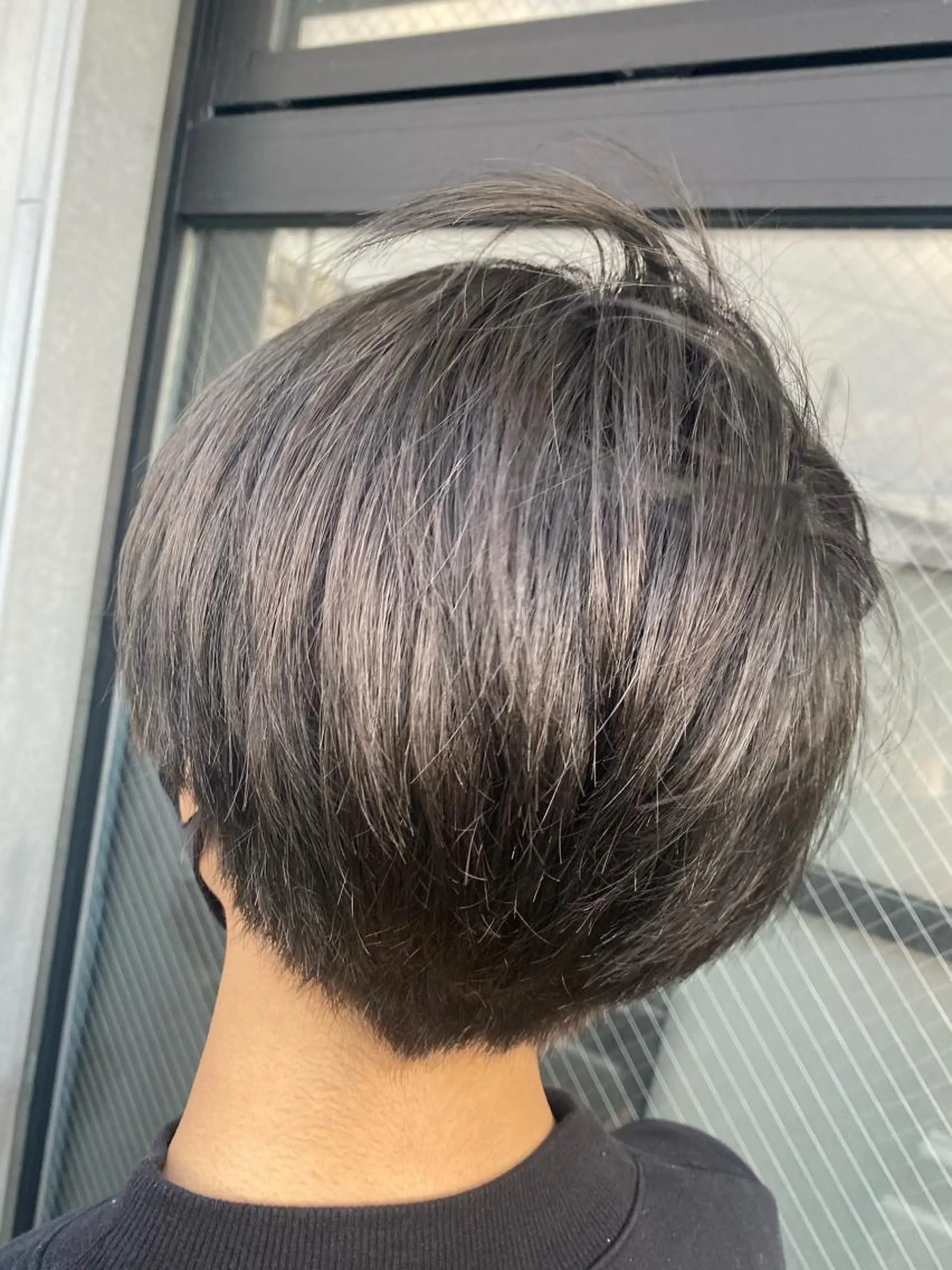 カラー メンズ メンズブリーチ ブリーチ グレージュ カット ヘアカラー N° Elune MIYUUのヘアスタイル