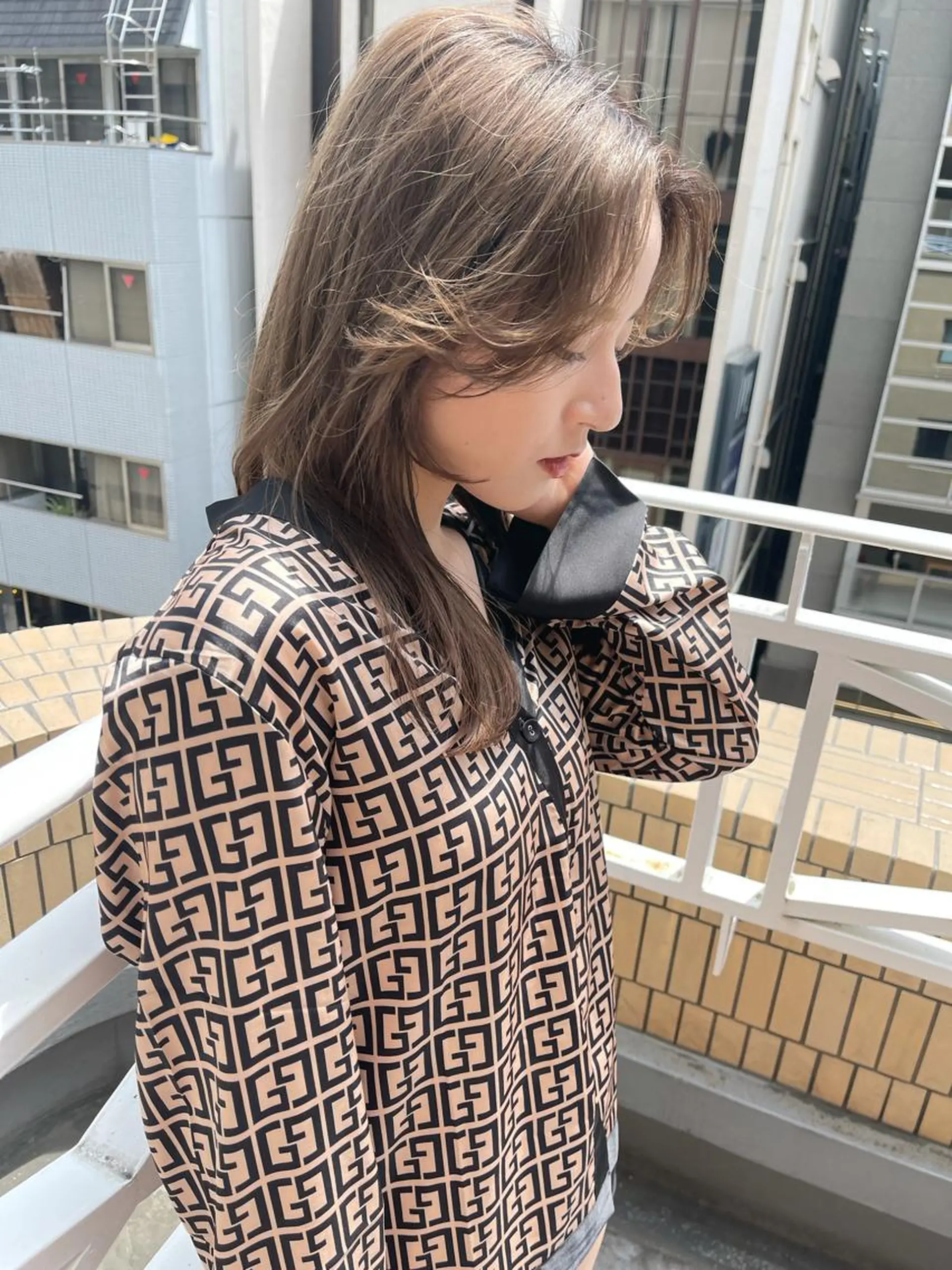 ロング レイヤーカット カット ヘアカラー トリートメント 韓国 / 中国ヘア 🦋Noniのヘアスタイル