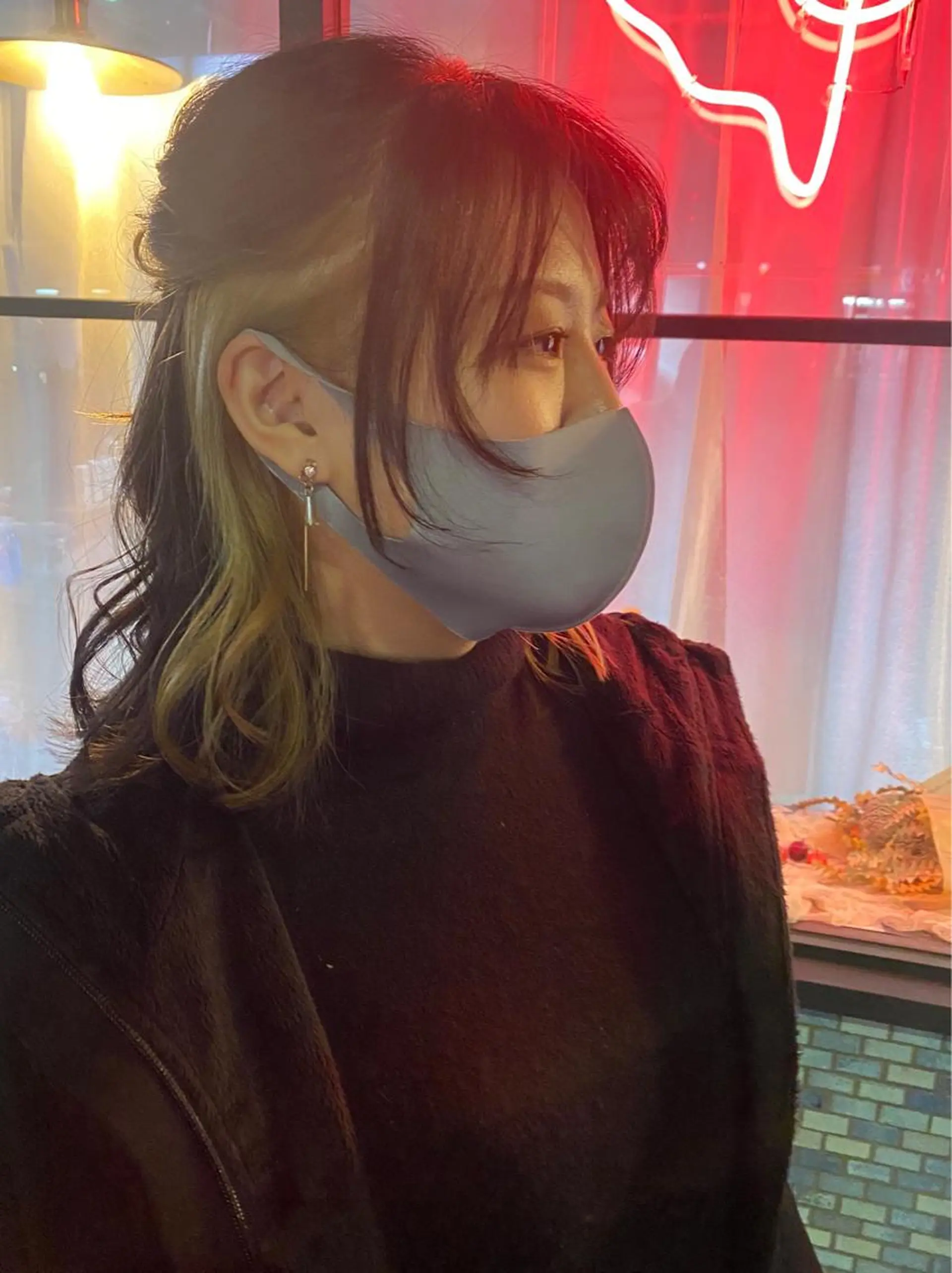 ミディアム 顔周りカット カット ヘアカラー MR.GOOD MORNING所属・MR.GOOD MORNINGフジイのヘアスタイル