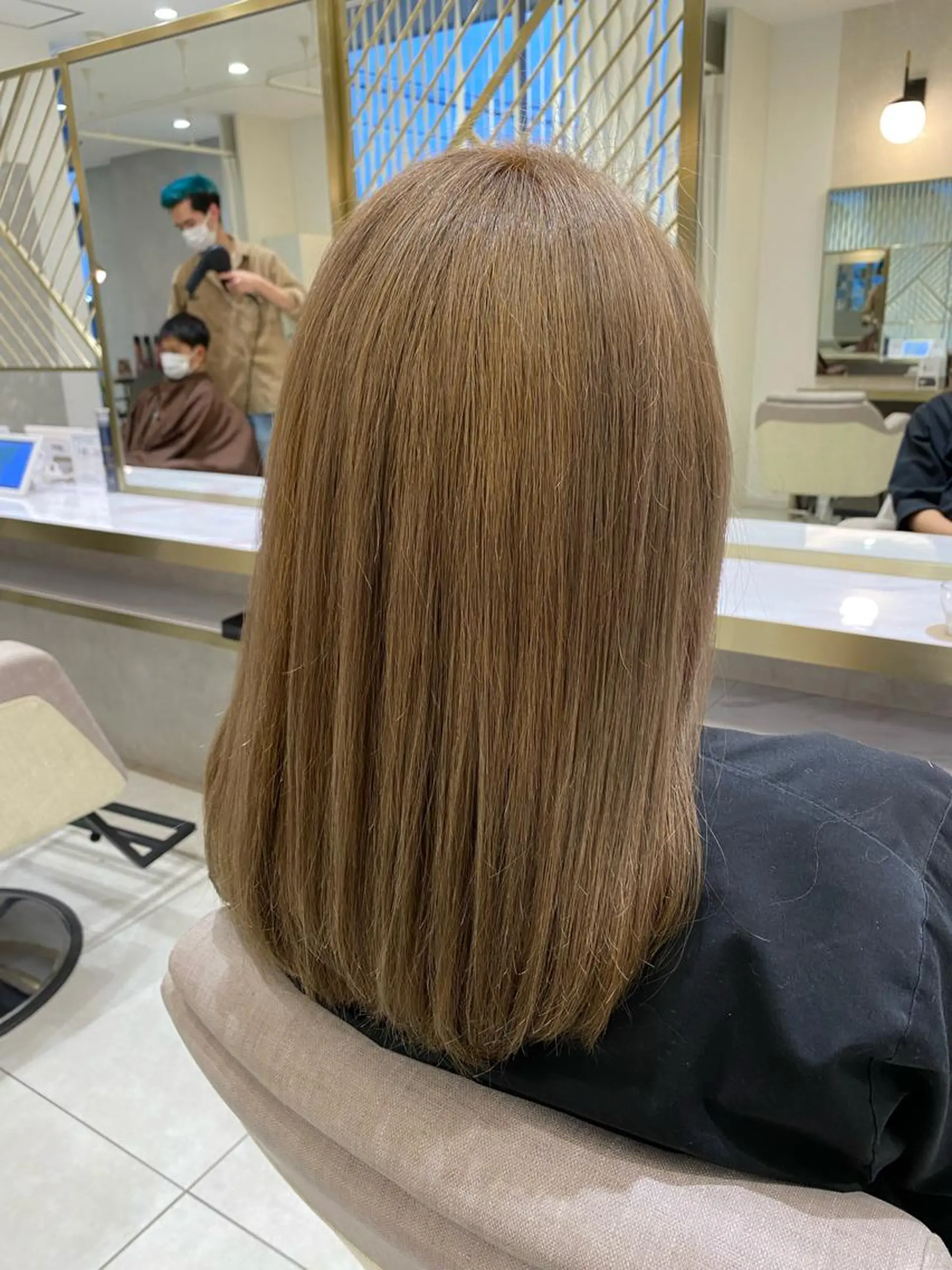 ミディアム カラー グレージュ ミルクティーグレージュ ヘアカラー トリートメント 渡辺　亮/ ハイライト/髪質改善のヘアスタイル