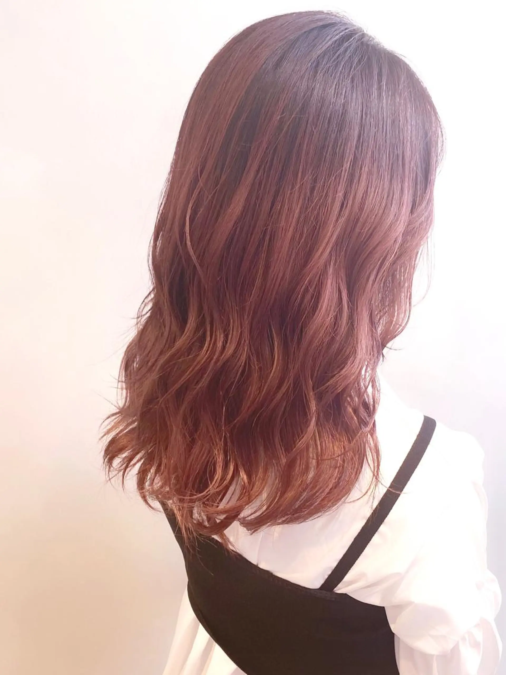 セミロング カラー カラー系/カット特化 🟠オオタキマサシのヘアスタイル