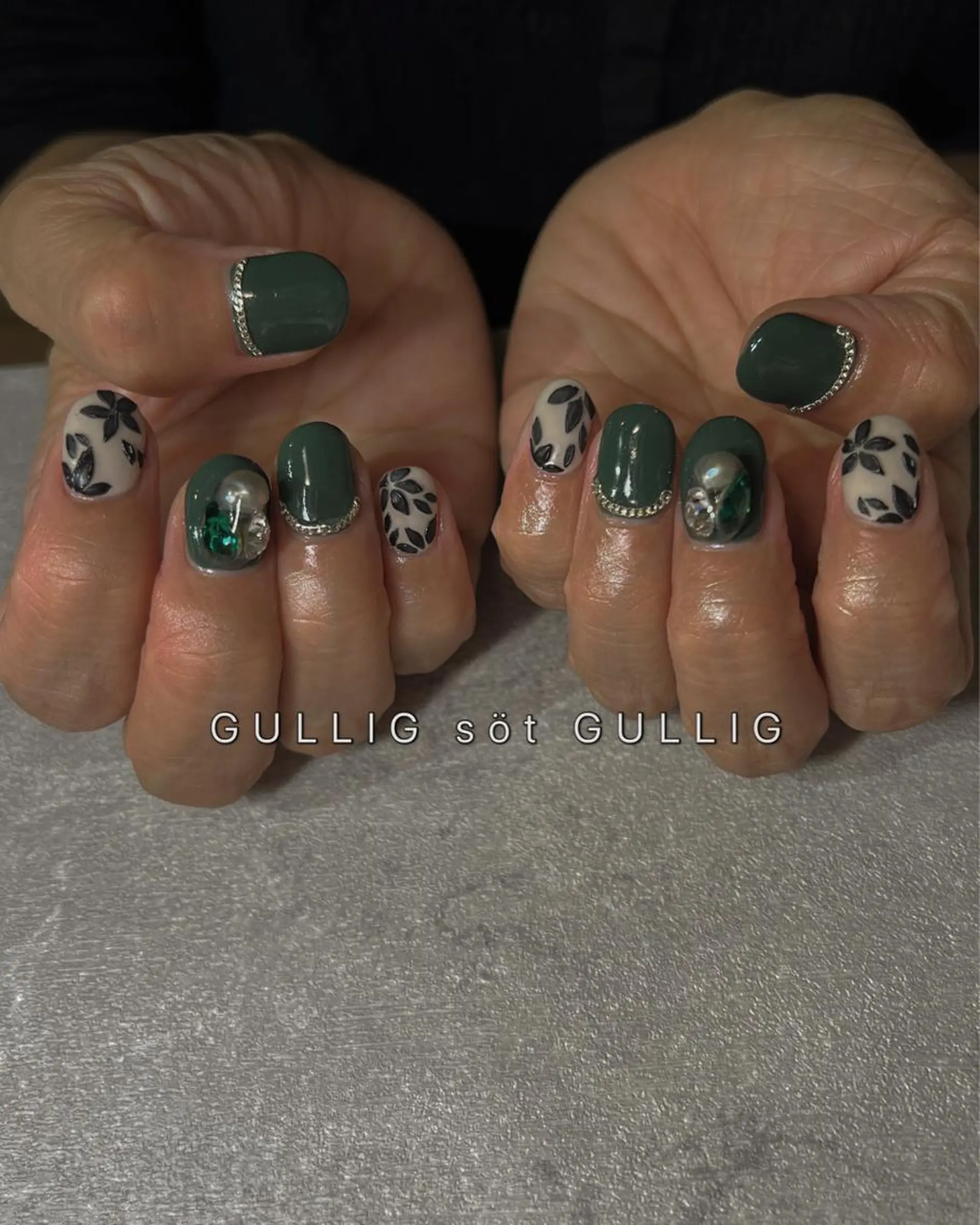 ネイル GULLIG söt GULLIGのネイルデザイン