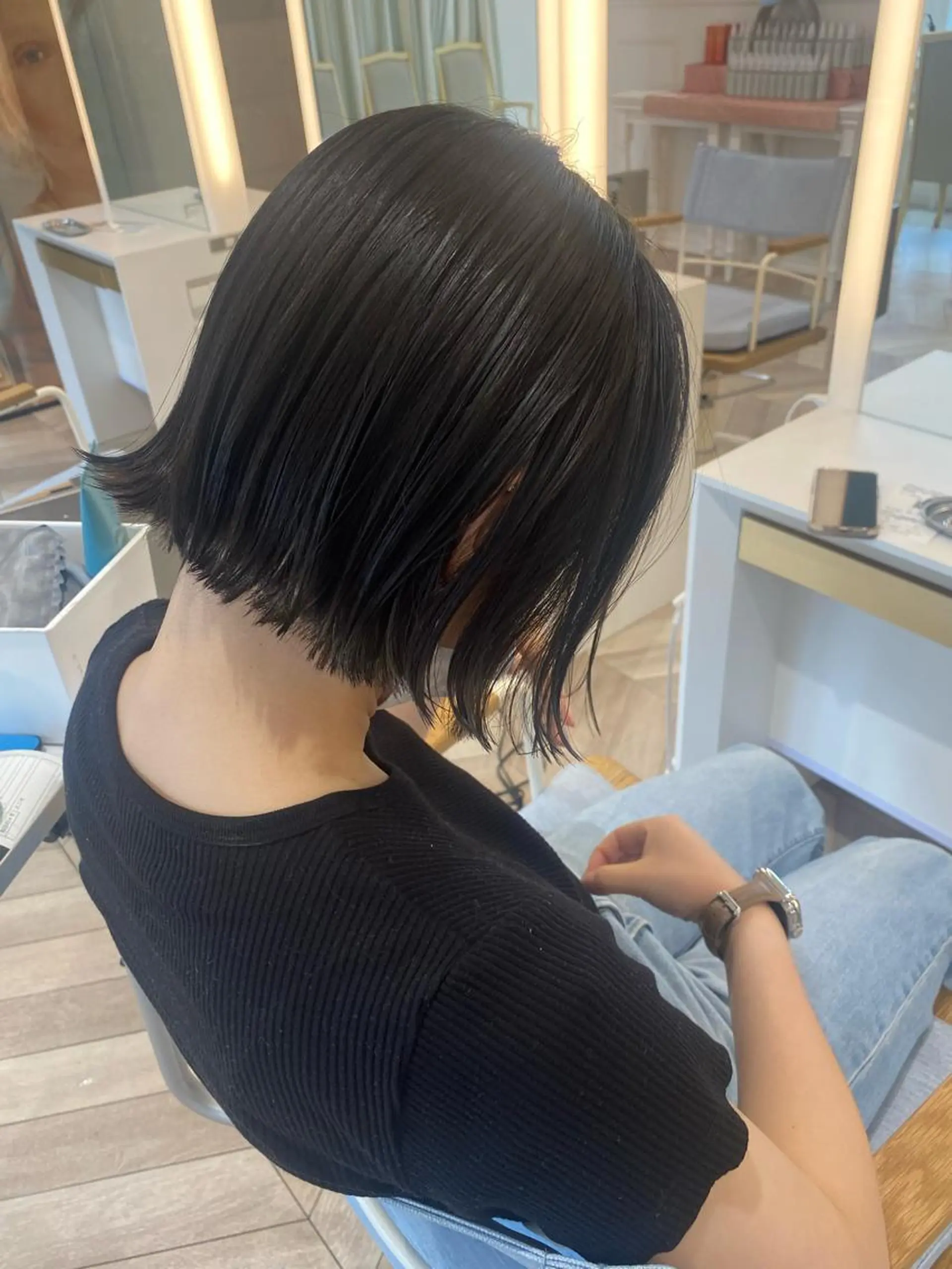 ショート カット トリートメント ベージュ/インナー カラー🤍Rieのヘアスタイル