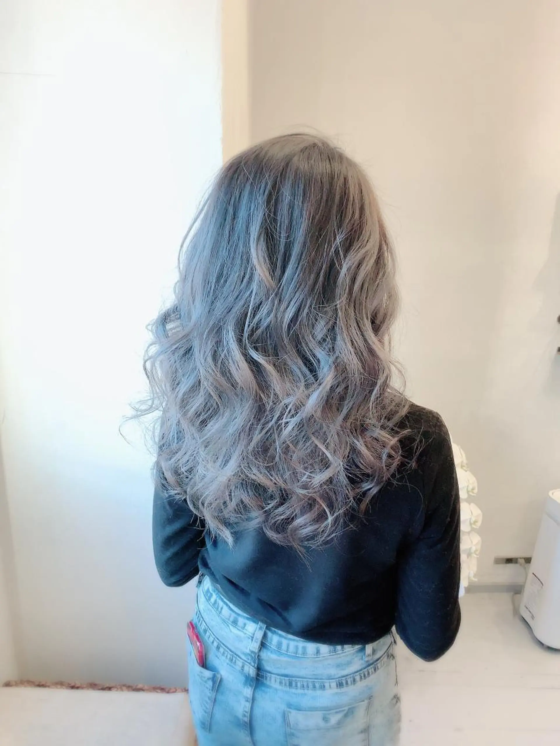 ロング カラー グラデーションカラー シルバー カット エクステ 🍀Moda by Grande🍀のヘアスタイル