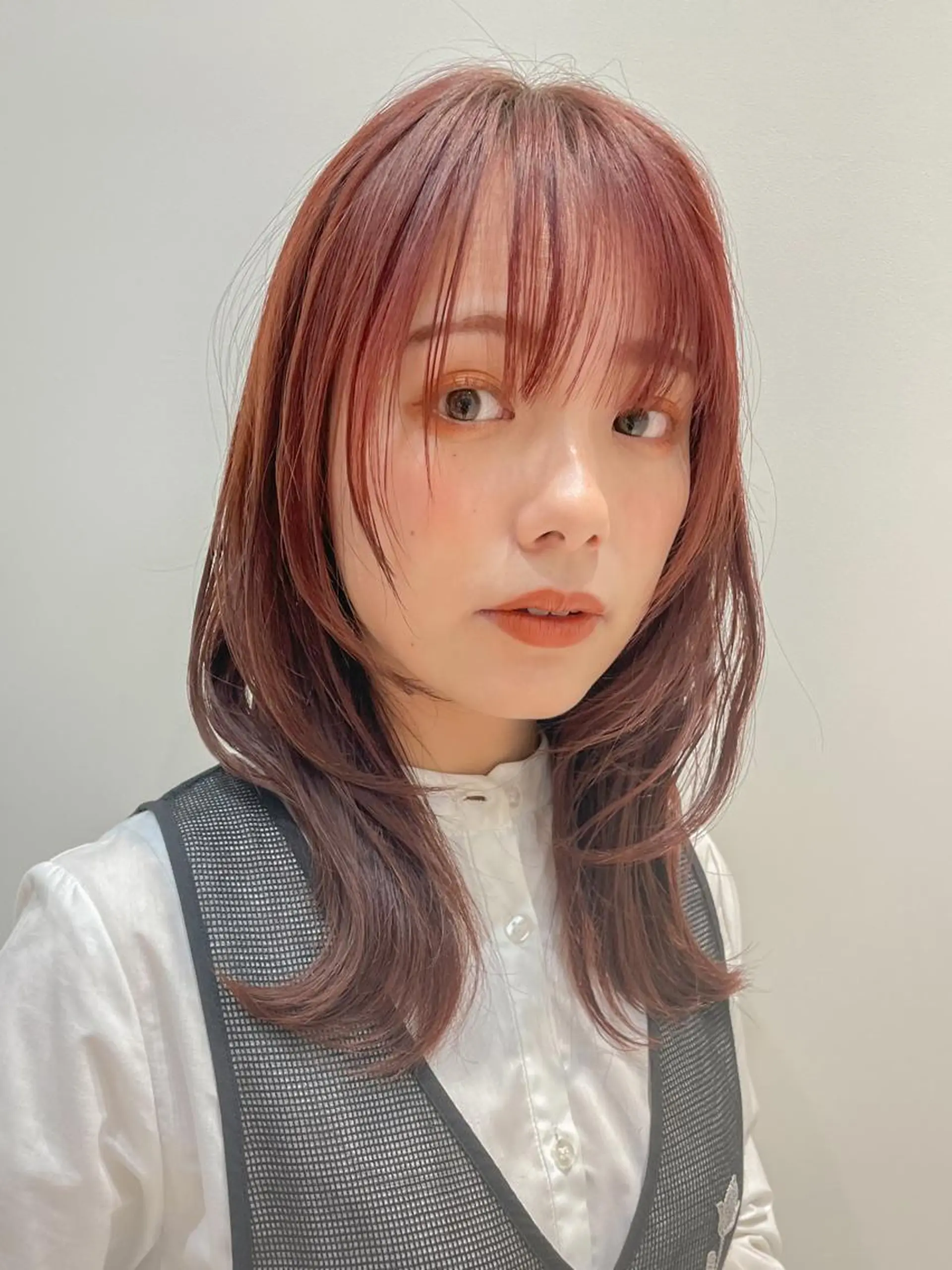 セミロング カラー カット ヘアカラー ✨ダメージを感じない 美髪ヘア✨　野口春貴のヘアスタイル
