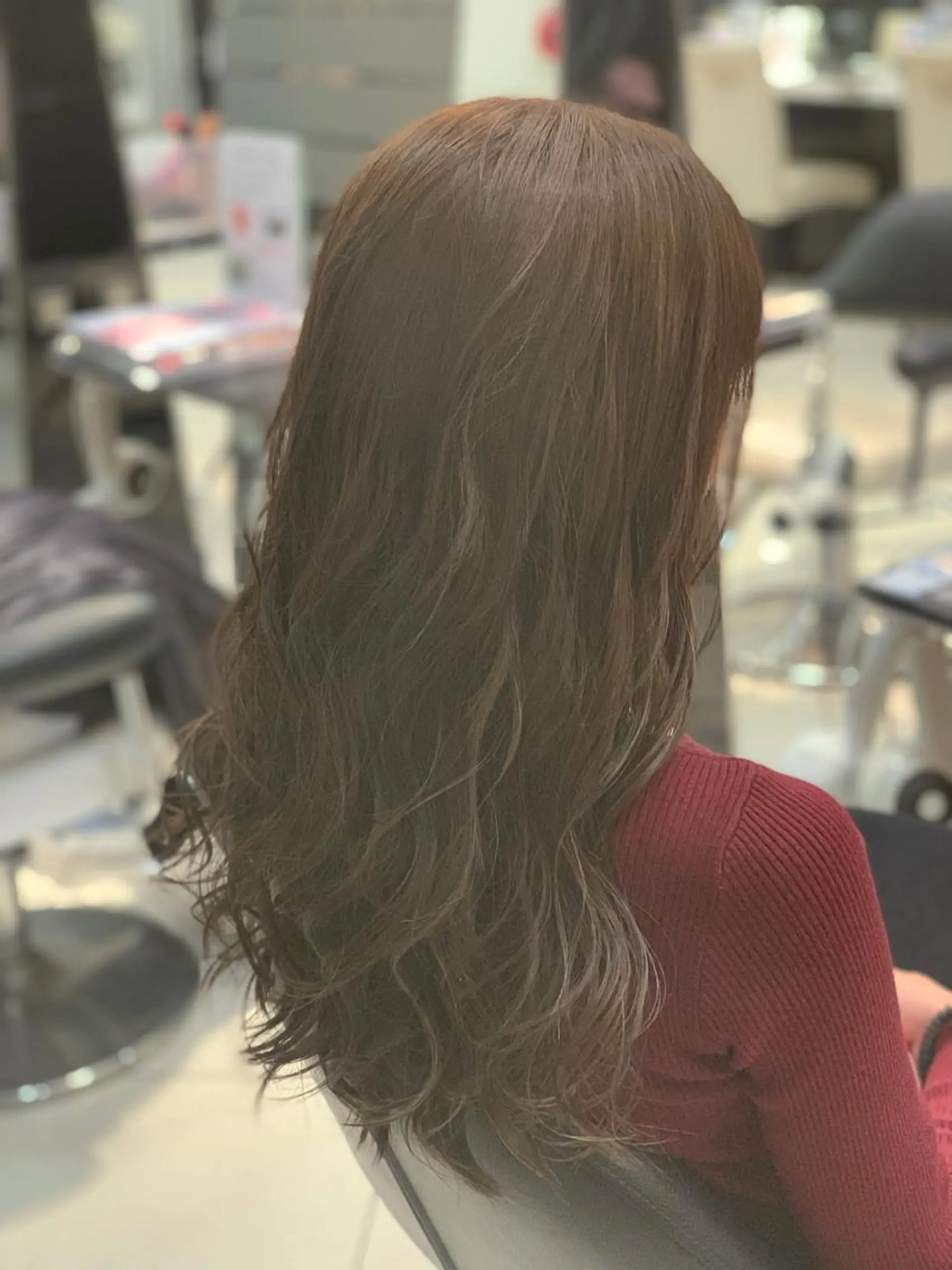 ロング カラー パーマ 透明感カラー グラデーションカラー グレージュ ハイライトカラー イルミナカラー Men's hair salon First 中百舌鳥店所属・First なかもず 店 YUKIのヘアスタイル