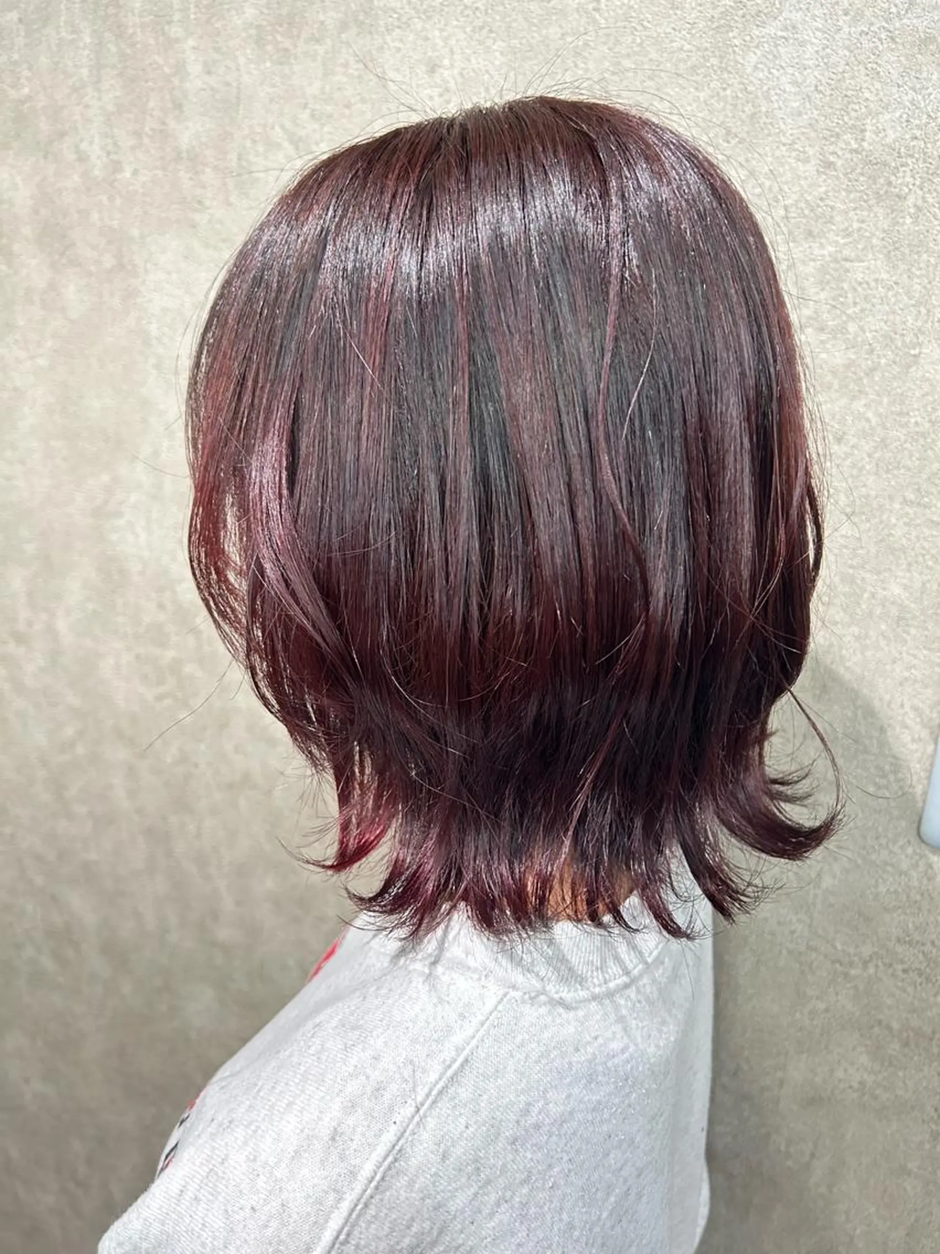 ミディアム カラー ヘアアレンジ 荒木 真衣のヘアスタイル