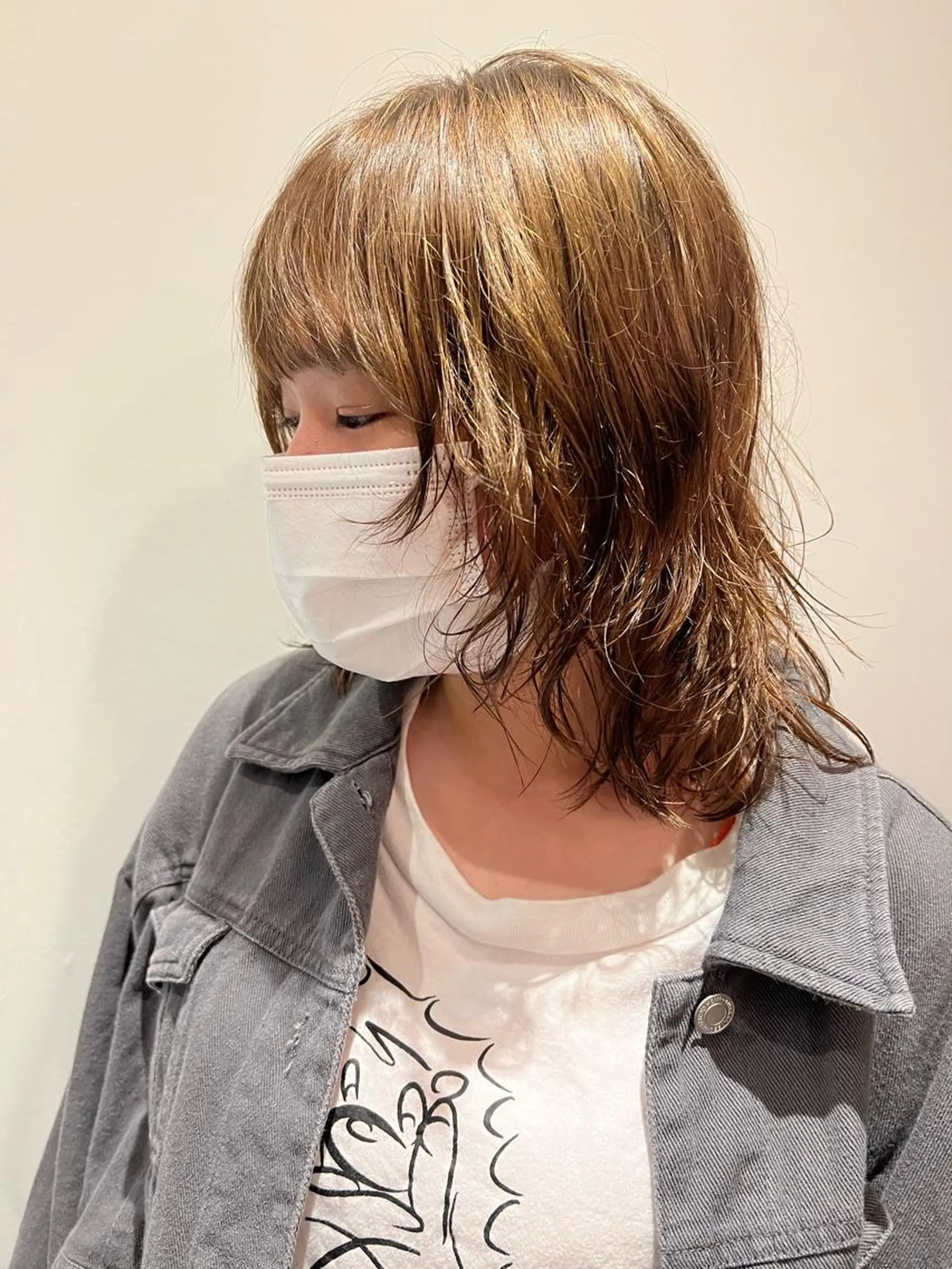 ミディアム レイヤーカット トリートメント ウルフカット ウルフレイヤー パッチリ可愛いまつげ に✨moemiのマツエク・マツパデザイン
