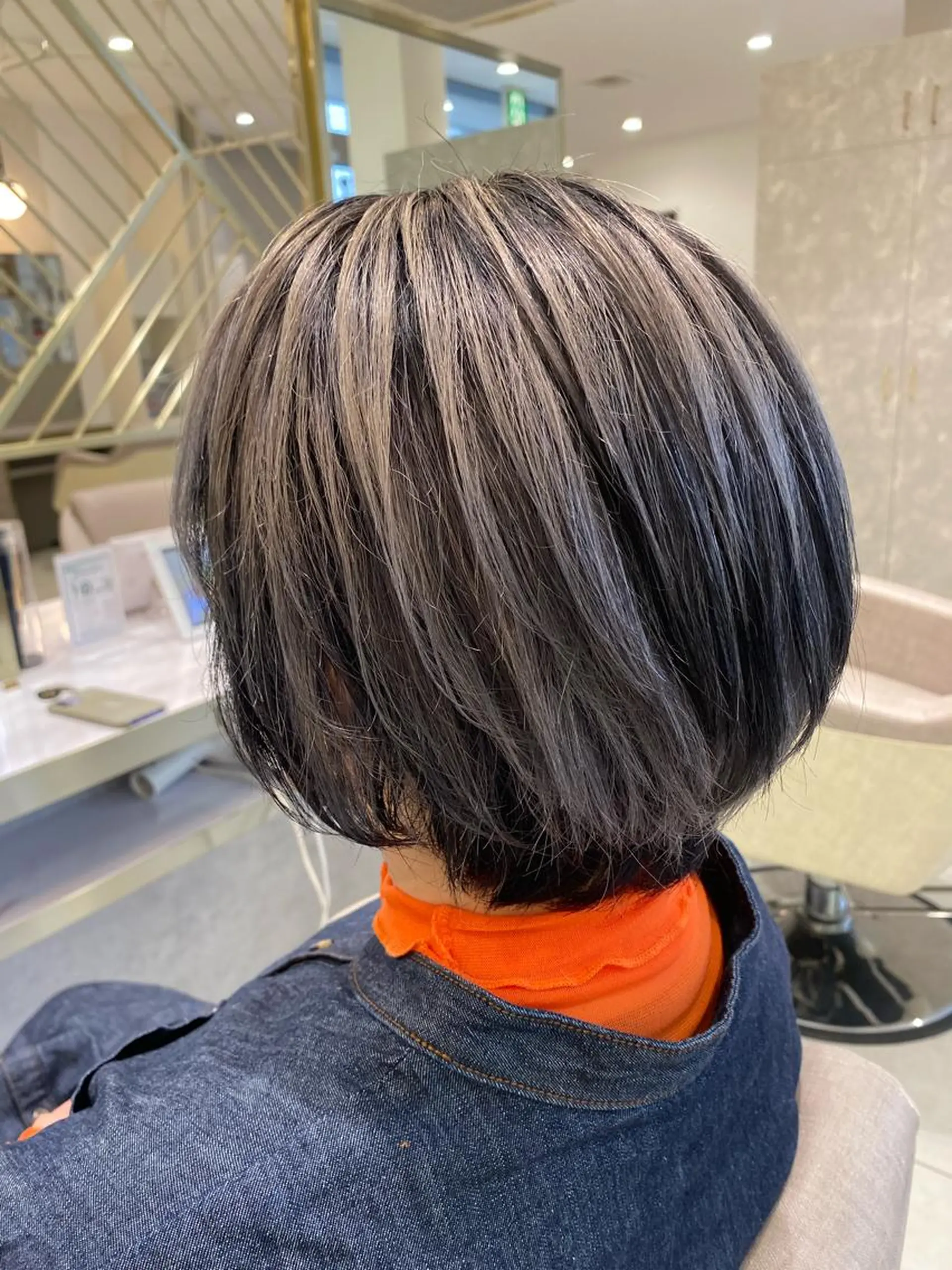 ショート カラー ブリーチ ハイライトカラー ハイライト カット ヘアカラー 渡辺　亮/ ハイライト/髪質改善のヘアスタイル