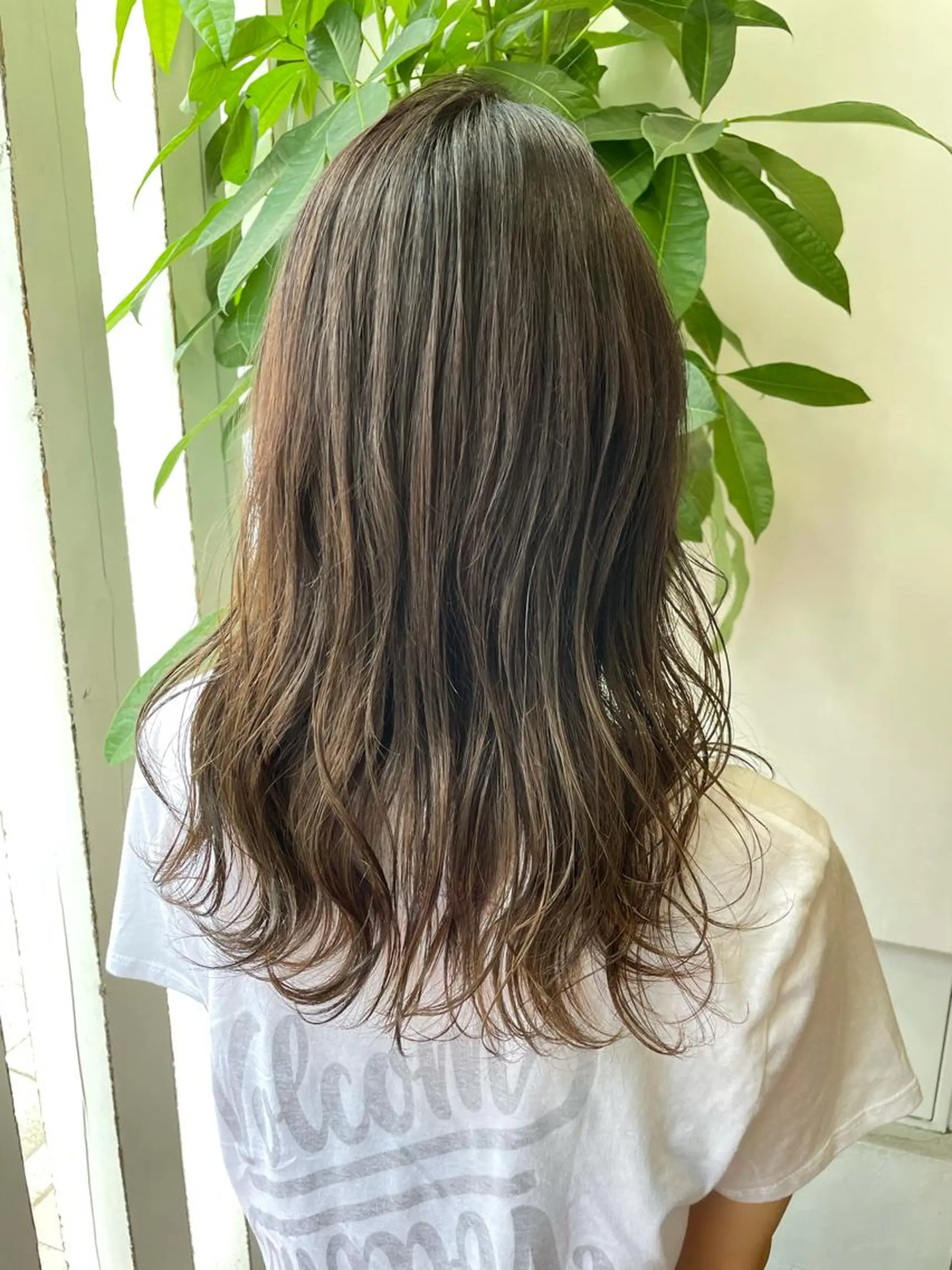 カラー 【店長】インナー指名 No.1戸塚優思のヘアスタイル