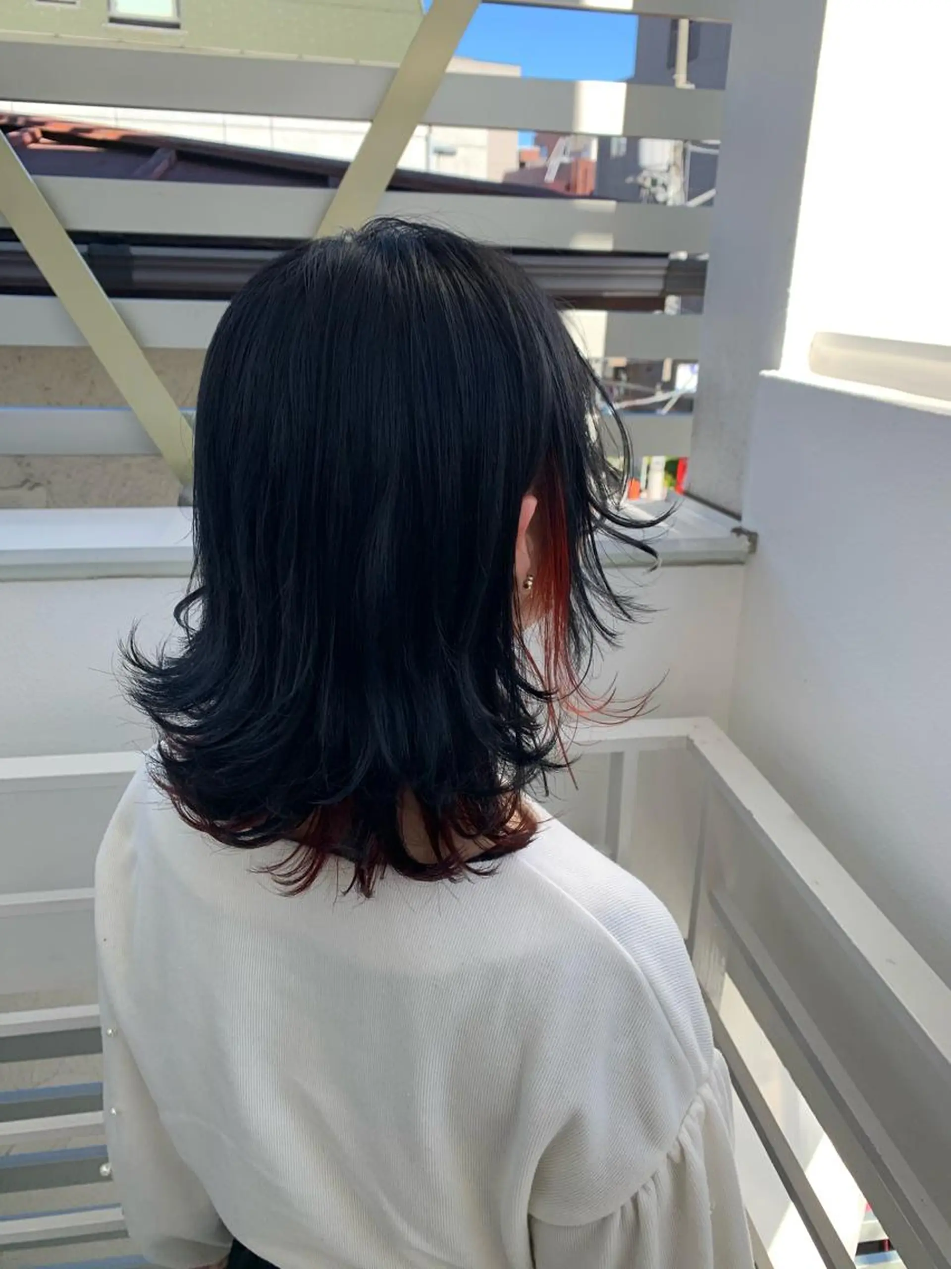 ミディアム カラー パーマ インナーカラー レイヤーカット ウルフカット ウルフレイヤー カット ✨髪のソムリエ✨ 岩川和生（店長）🦄のヘアスタイル