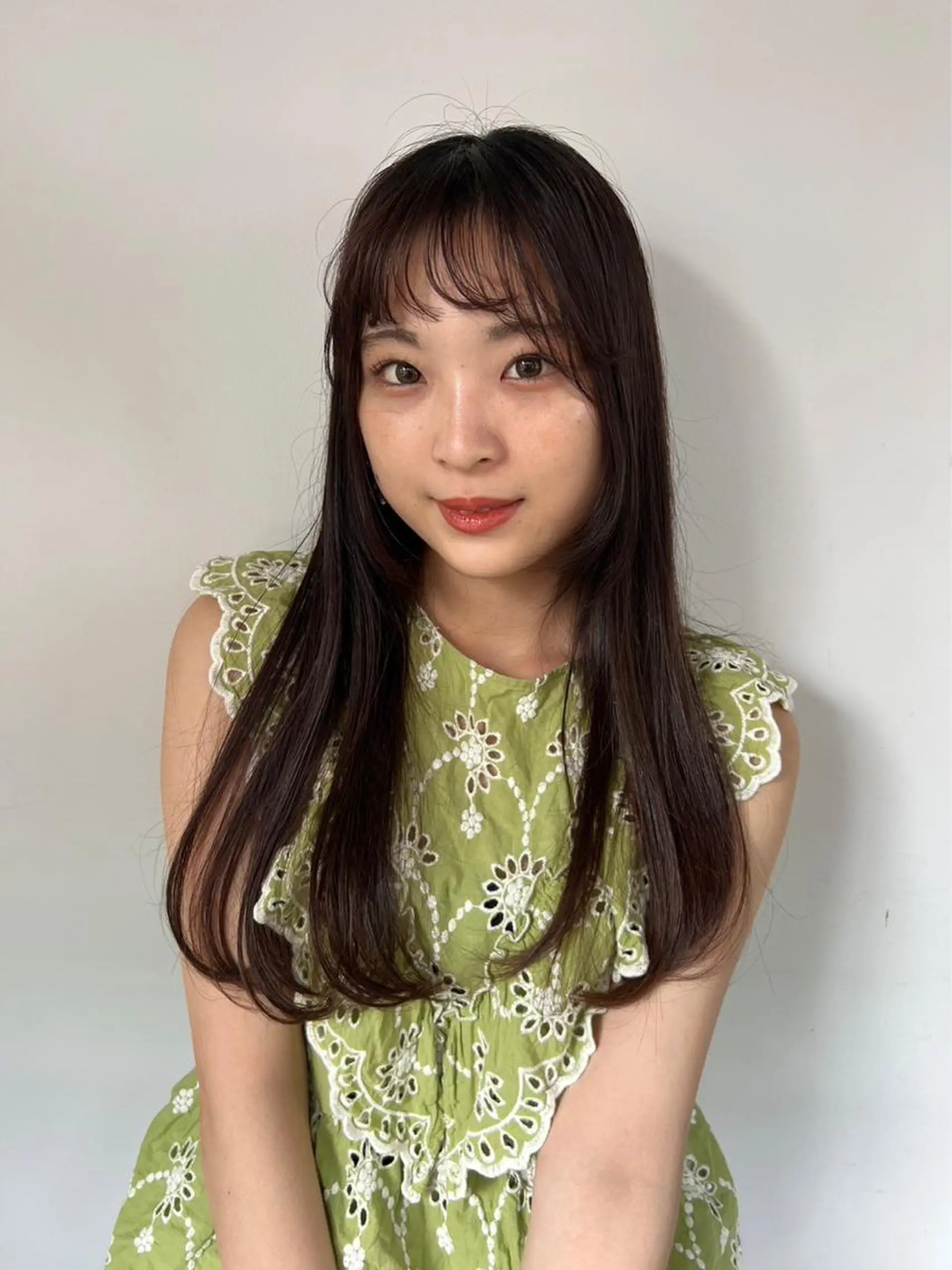 セミロング カラー ヘアアレンジ カット ヘアカラー トリートメント レイヤー×初 パーマ|hinakoのヘアスタイル