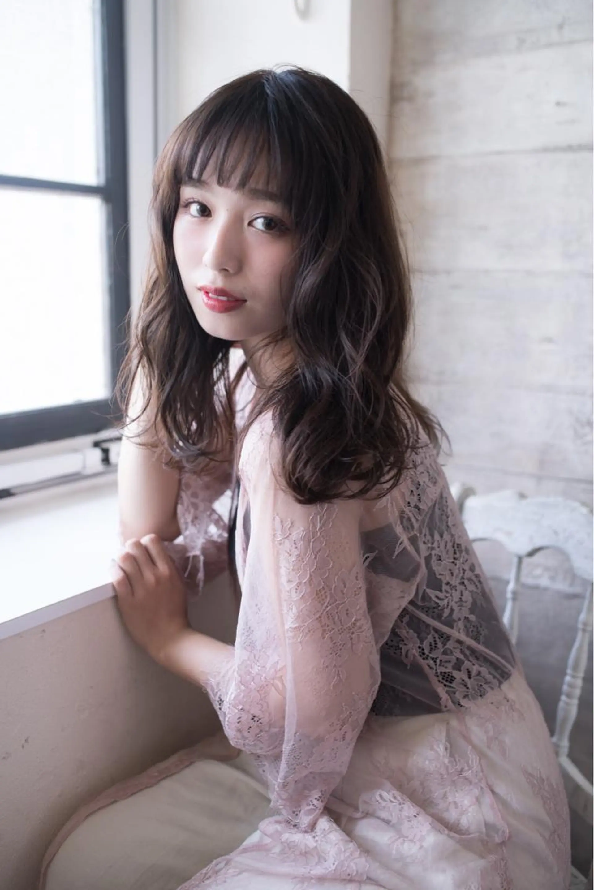 セミロング KAMIGAMI所属・KAMIGAMI SAKAEのヘアスタイル