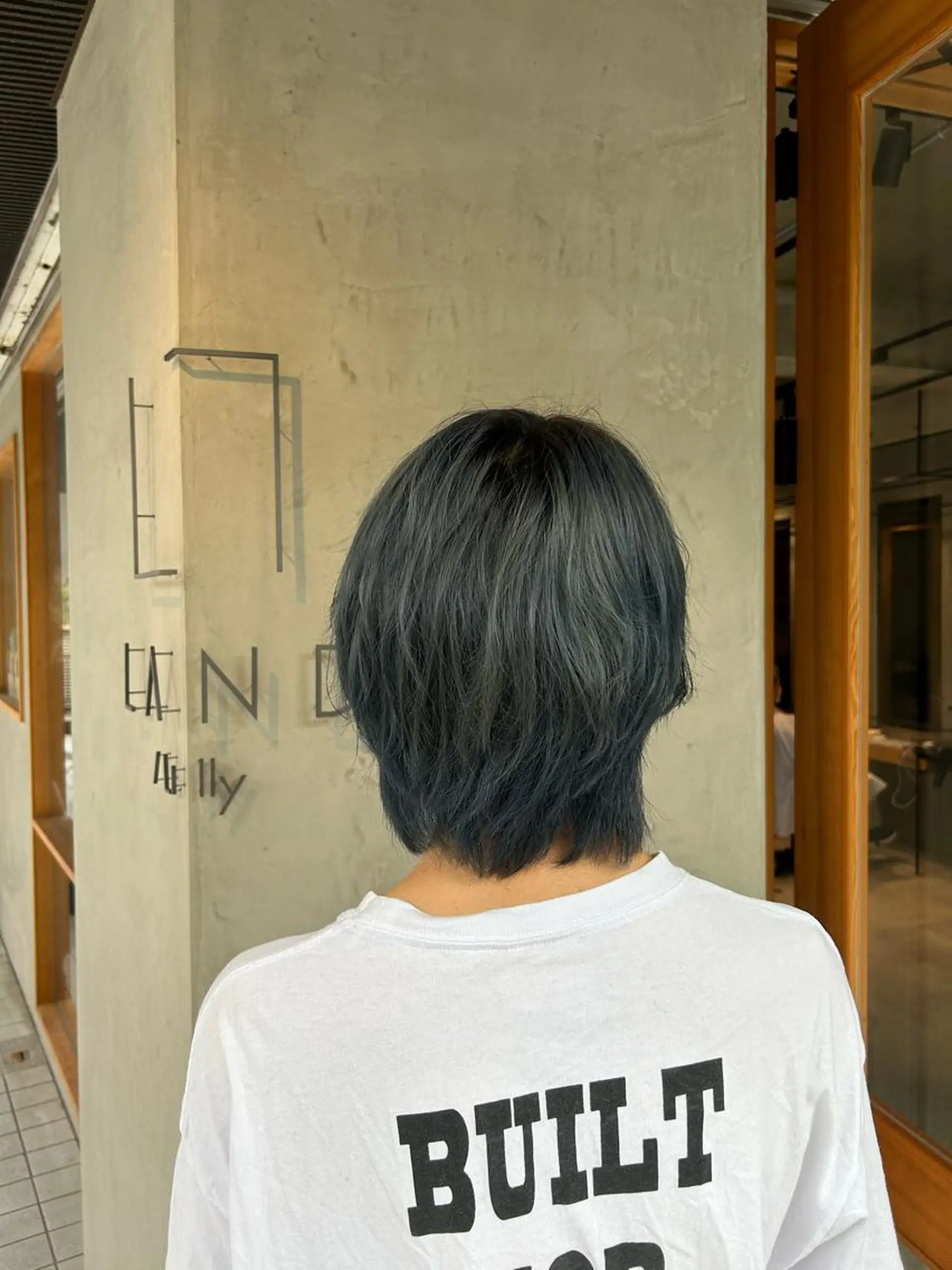 ショート カラー メンズ ネイビーカラー 成田 智彩のヘアスタイル