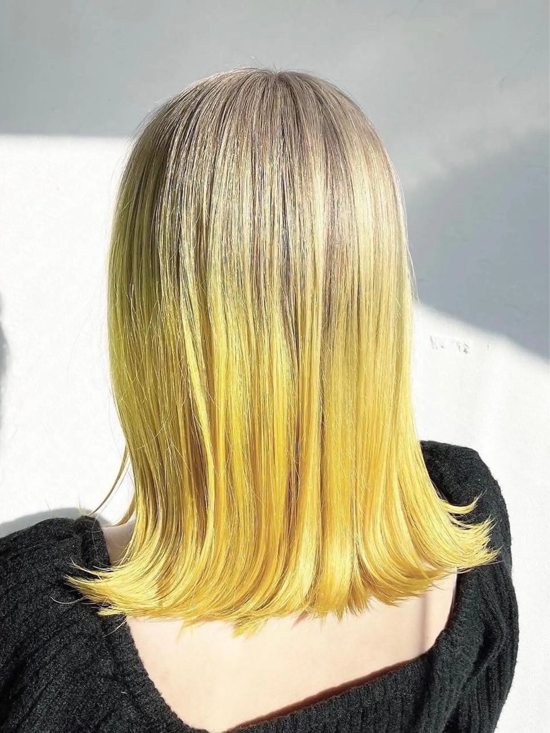 ミディアム イエローカラー 表参道/原宿　美容師 『はづる』のヘアスタイル