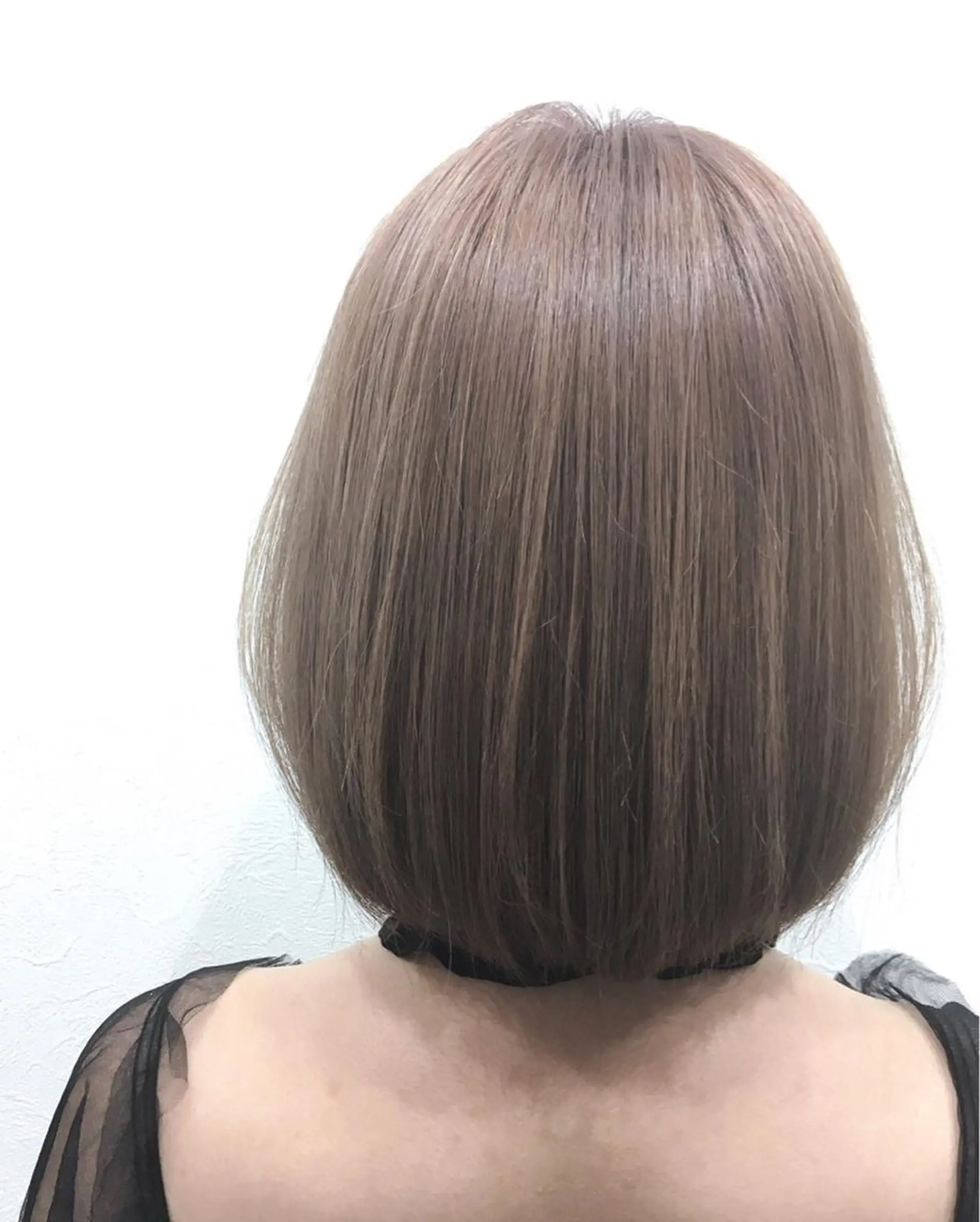 ミディアム カラー バレイヤージュ ブリーチ ダブルカラー グラデーションカラー ハイライトカラー ヘアカラー hair salon mementoのヘアスタイル