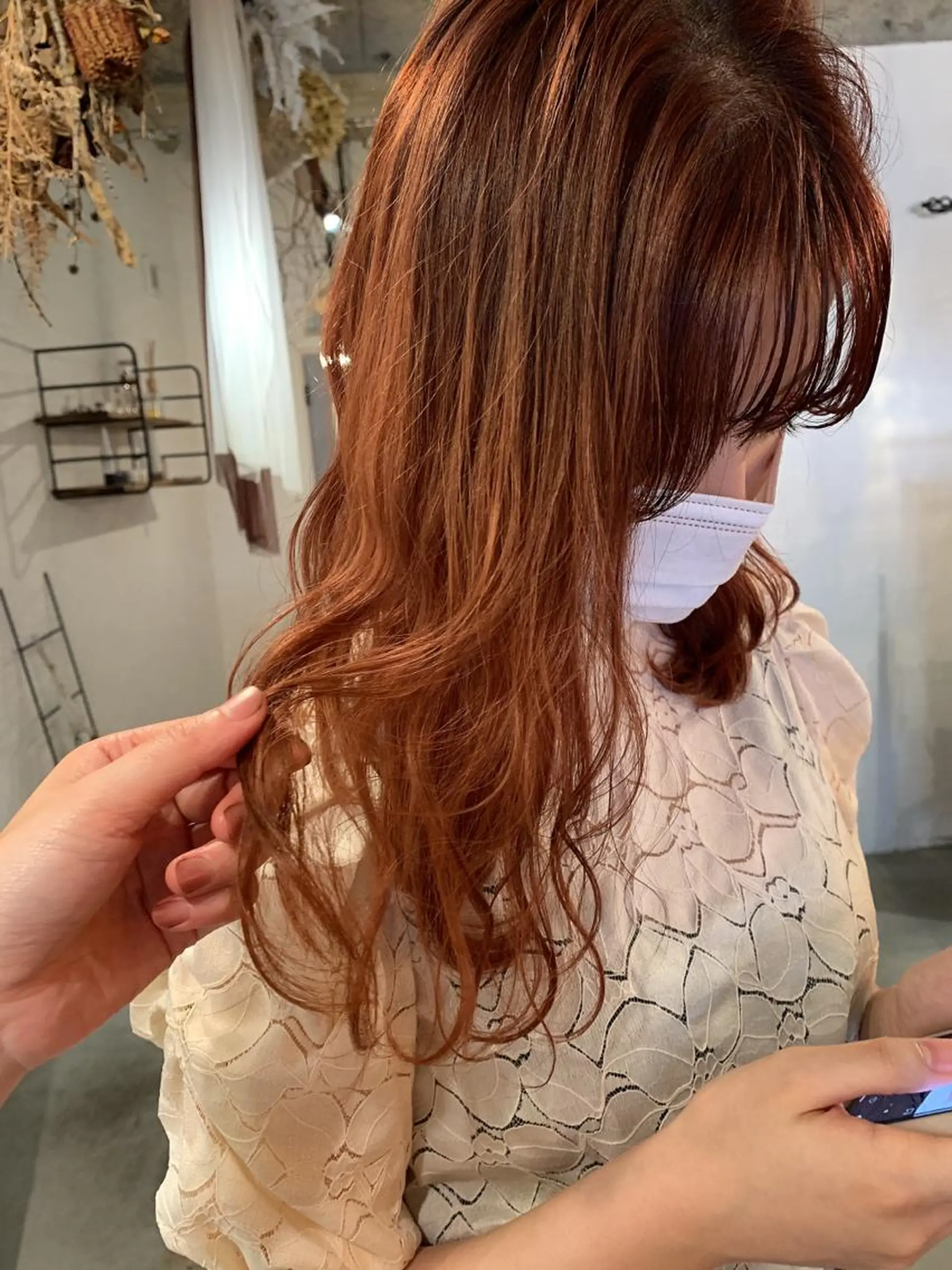 セミロング カラー momo 岡崎のヘアスタイル