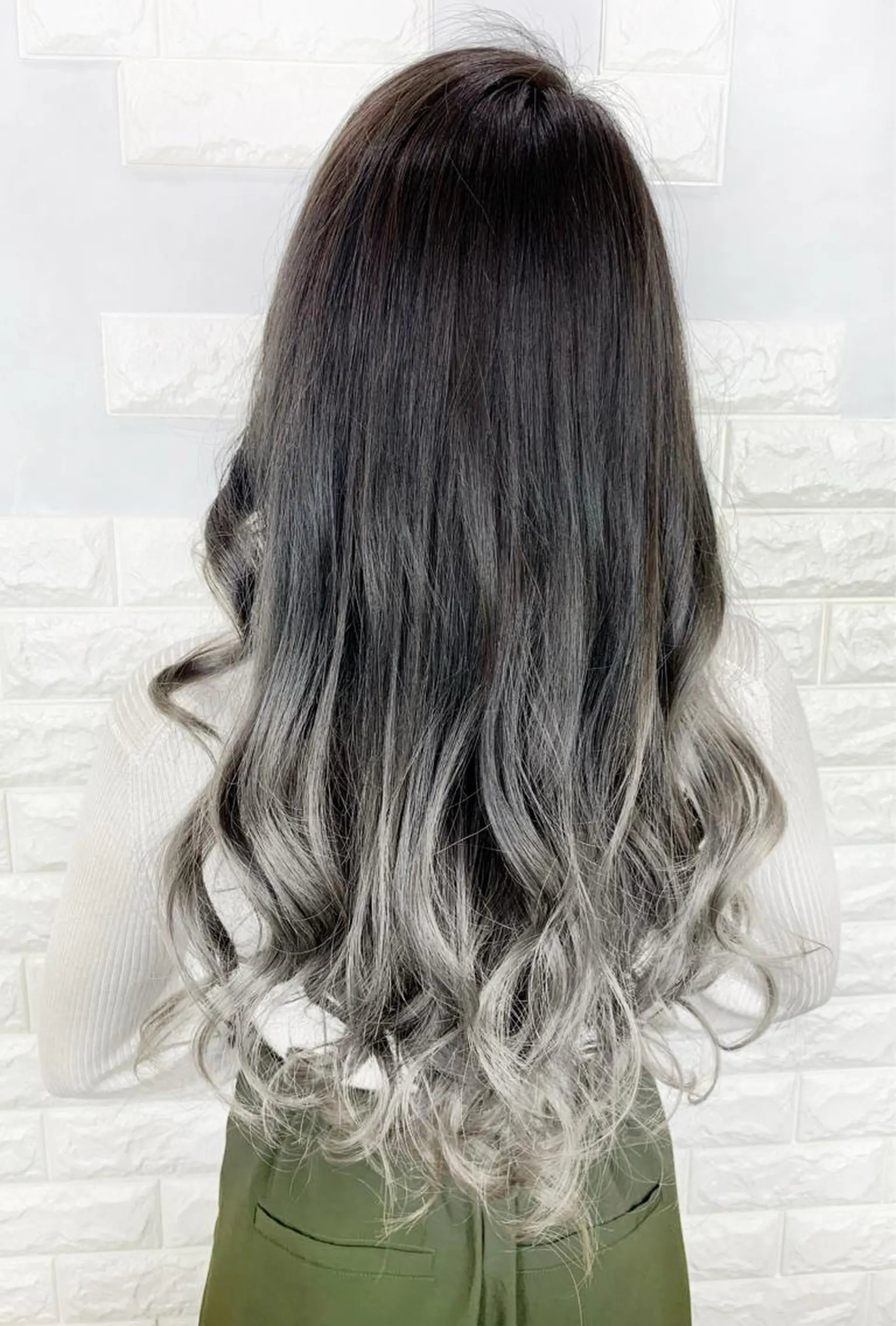 ロング カラー ヘアアレンジ ヘアカラー トリートメント Shelltie Fiel (シェルティフィエル)所属・次世代シールエクステ 錦糸町 小泉 朋之のヘアスタイル