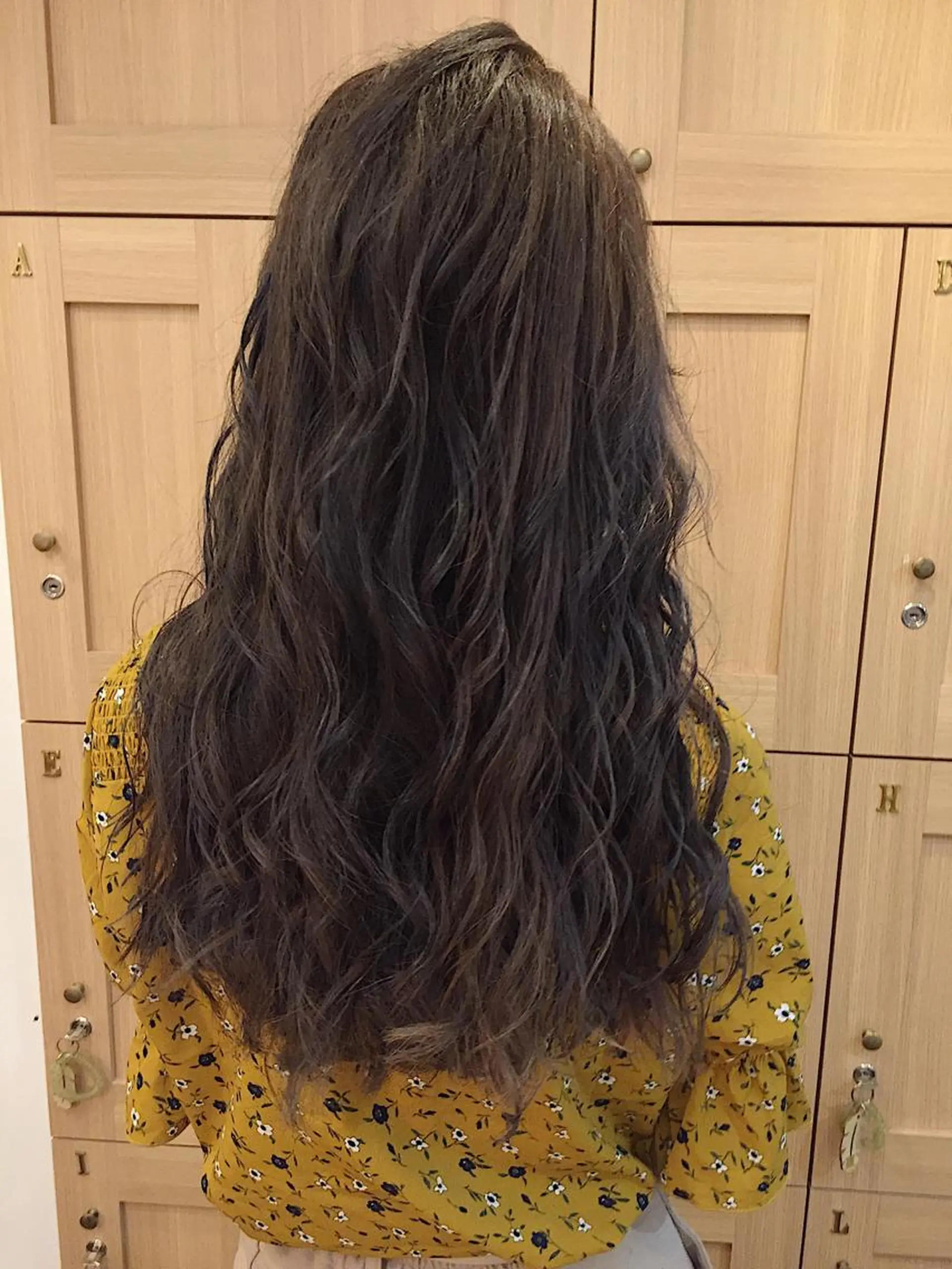 ロング カラー アッシュ ブルーカラー ブルージュ 透明感カラー ハイライトカラー カラー特化サロン大阪 ルービック江坂/新城のヘアスタイル