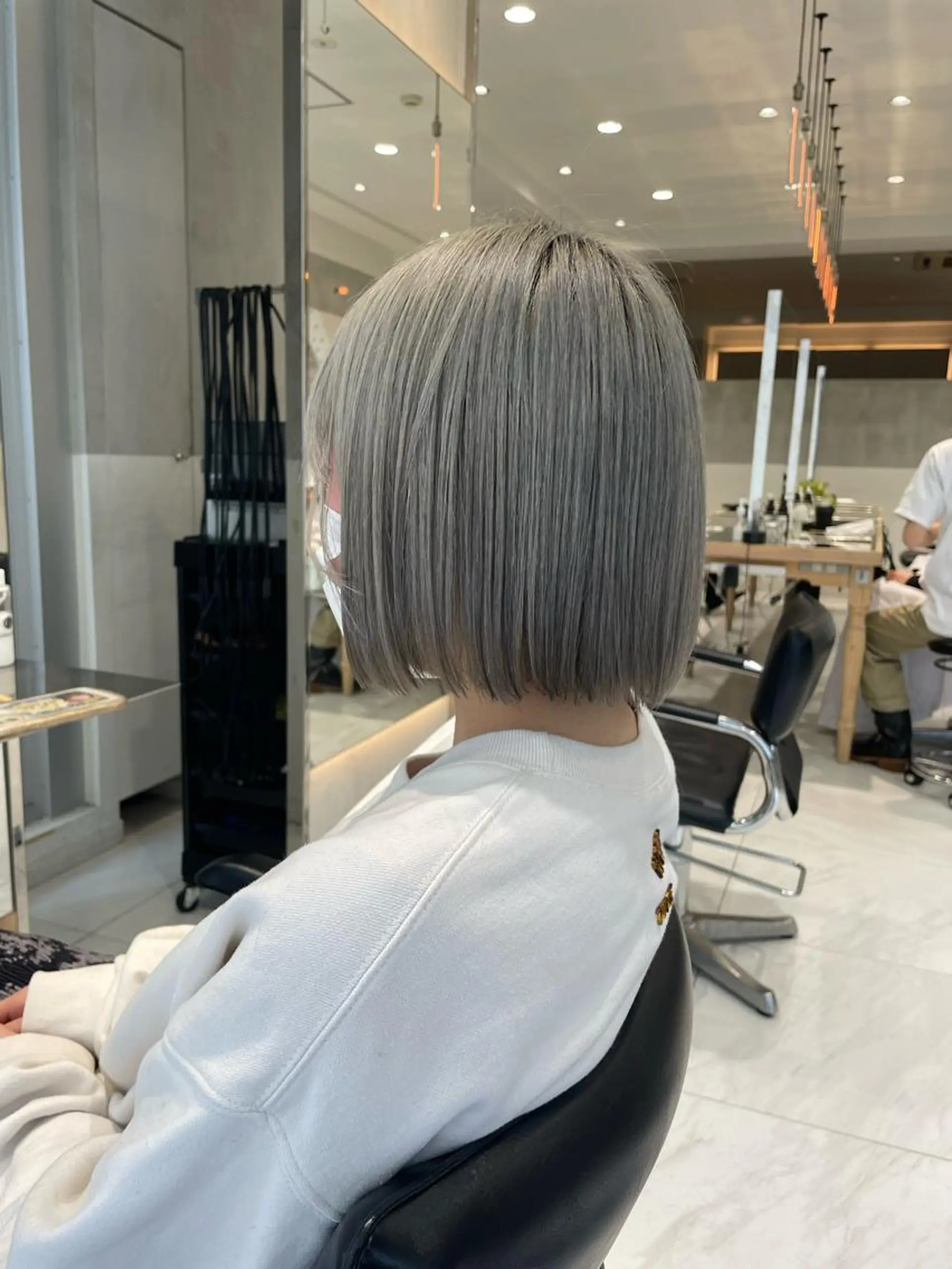 ショート カット トリートメント ヘッドスパ ヘアセット 透明感ブリーチ カラー✨有坂映哉のヘアスタイル