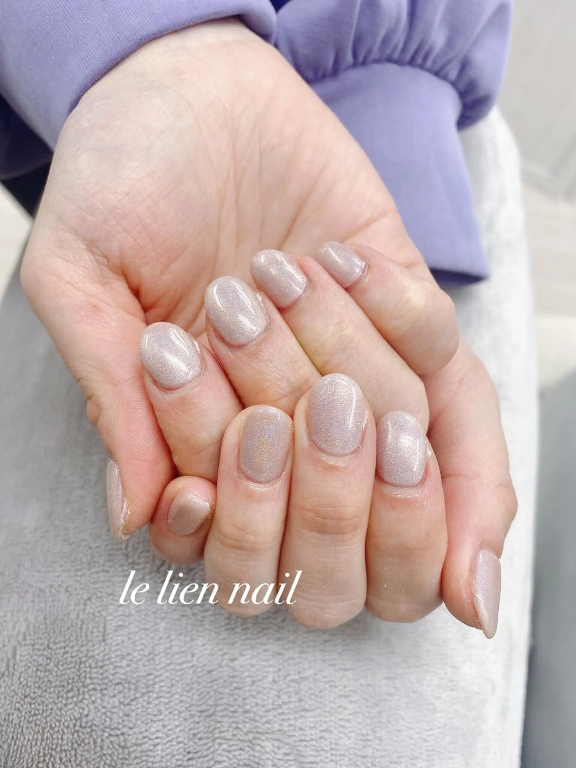 ネイル オーロラネイル キラキラネイル ワンカラーネイル ハンドネイル le lien nailのネイルデザイン