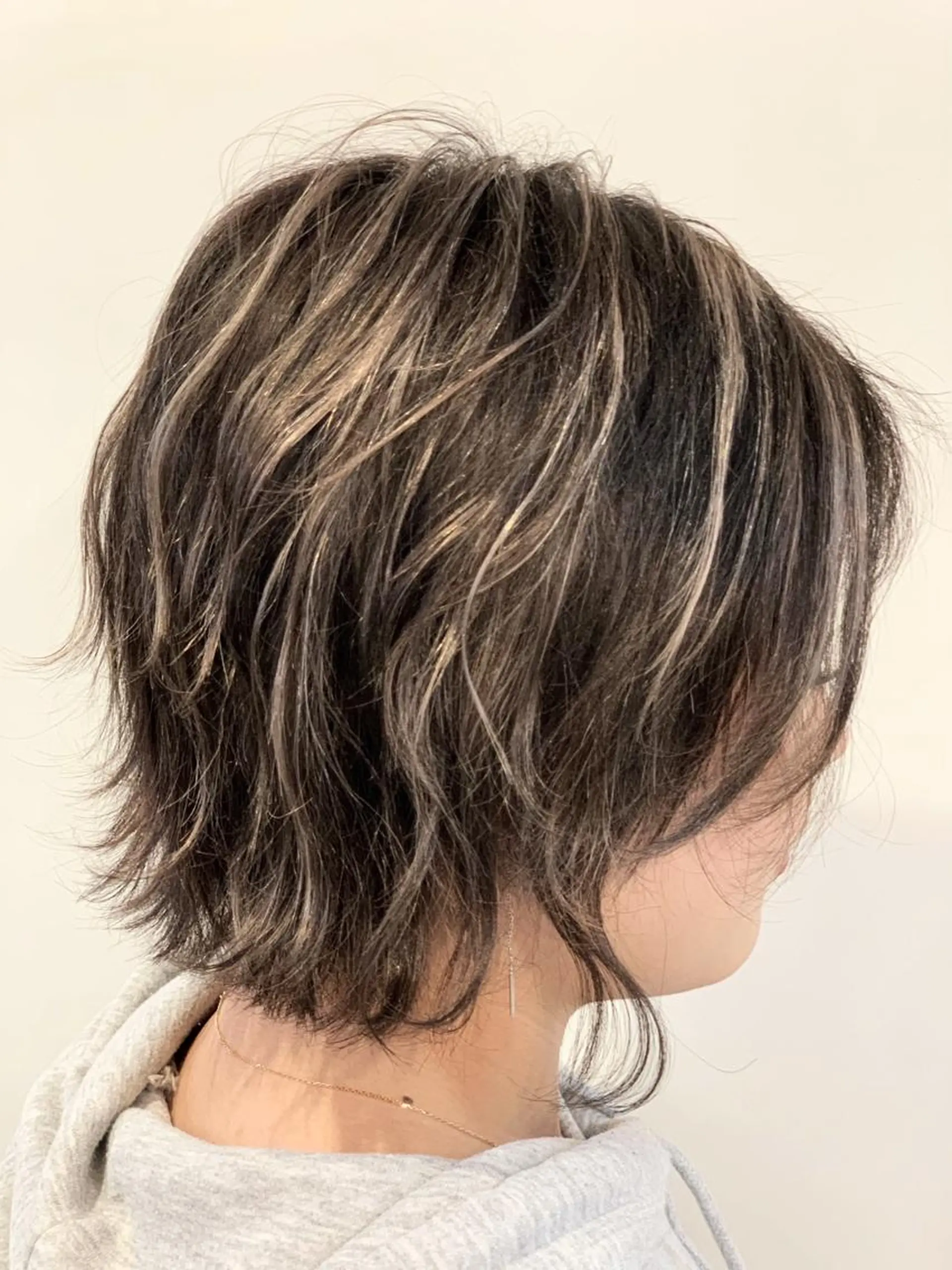 ショート ハイライト 平尾 拓也のヘアスタイル