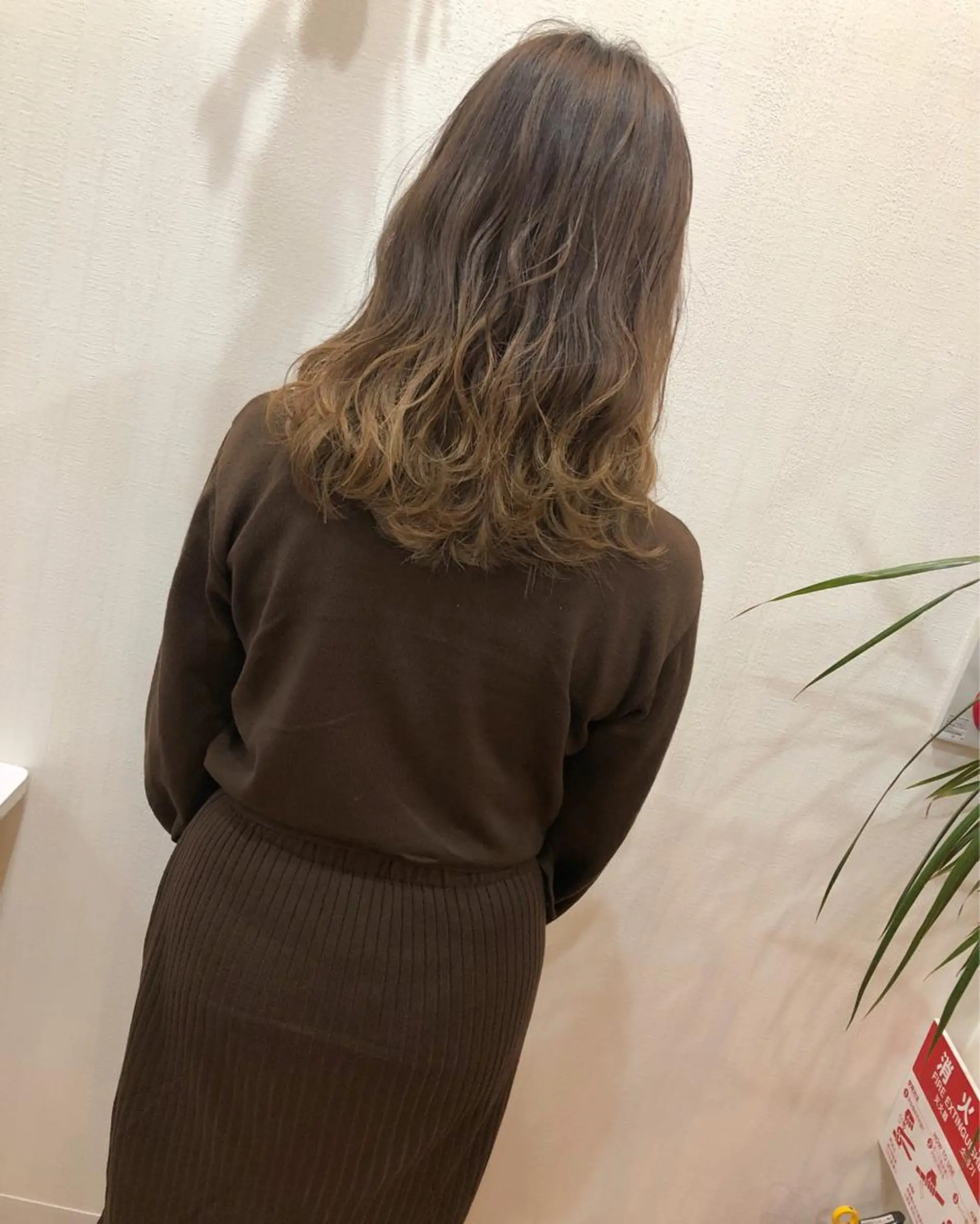 セミロング カラー RoL by apollo所属・横浜ブリーチムラ直し 特化美容師/海崎剛史のヘアスタイル