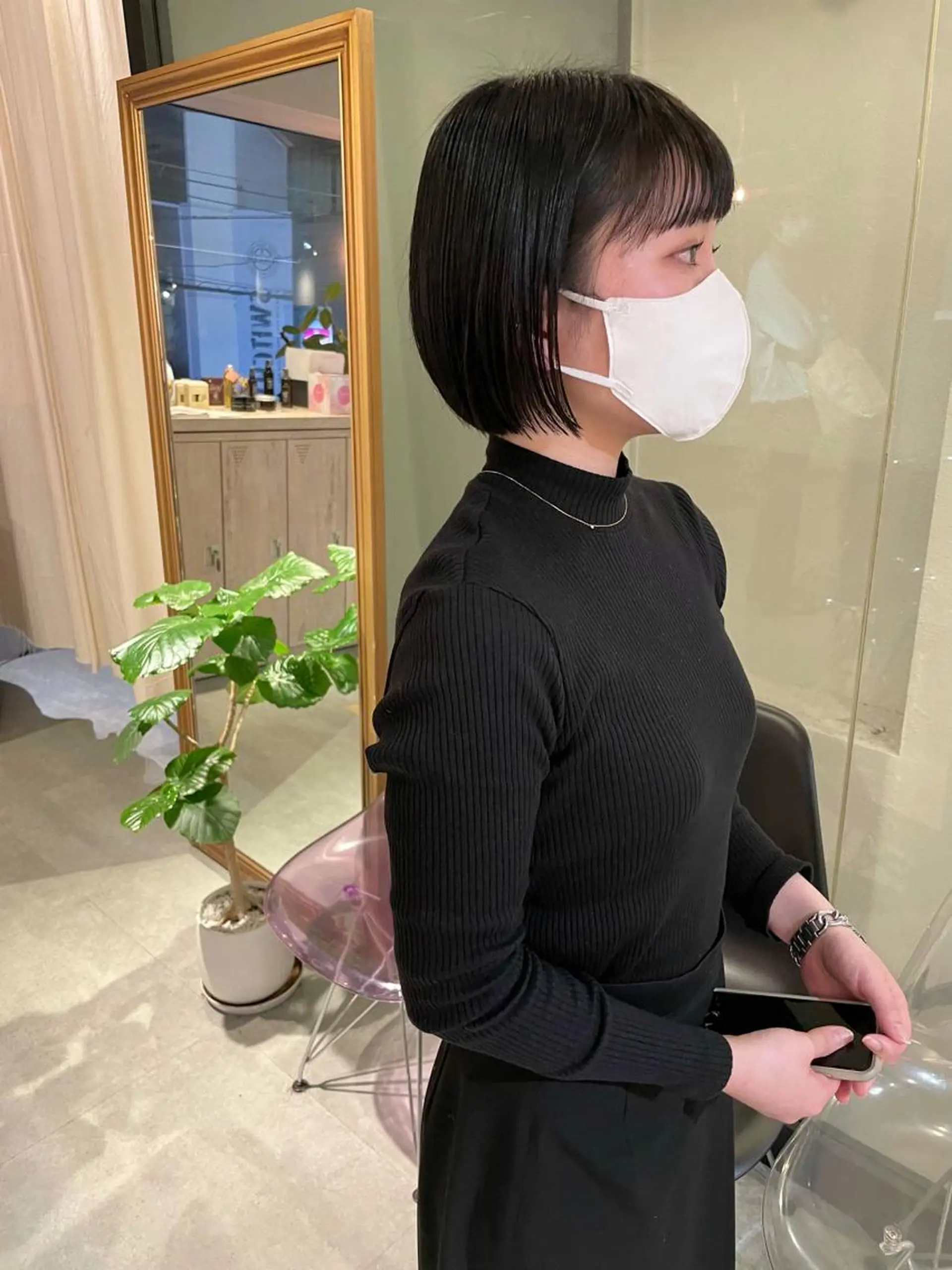 ショート カット ぱつっとボブ 古家 佑真のヘアスタイル