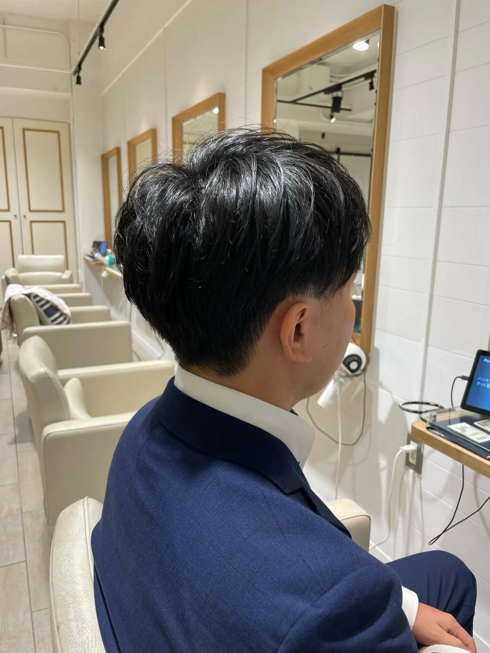 メンズ カット 🐝メンズハイライト …Rioのヘアスタイル