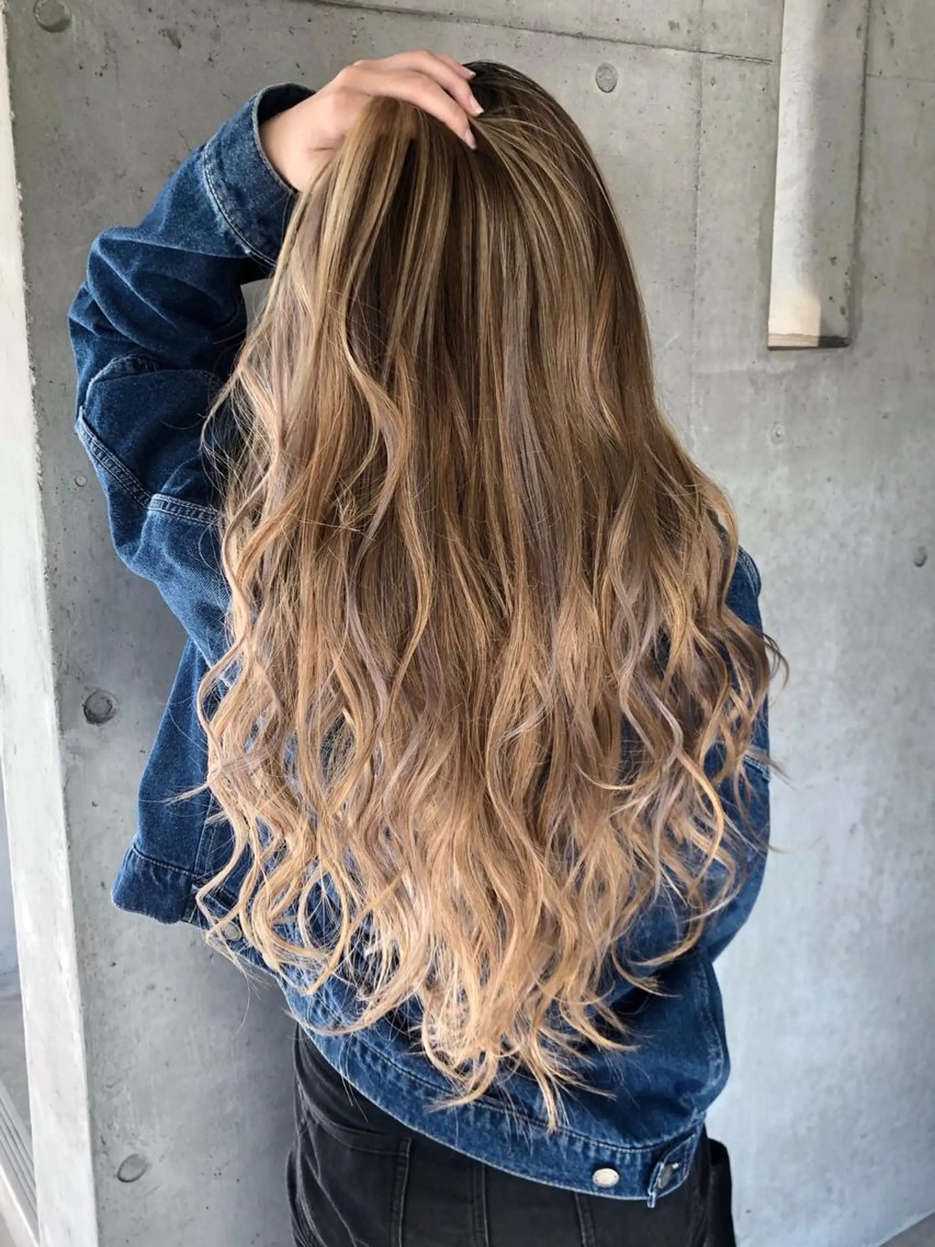 ロング カラー シールエクステ エクステ ロング エクステ 是枝 さくらのヘアスタイル