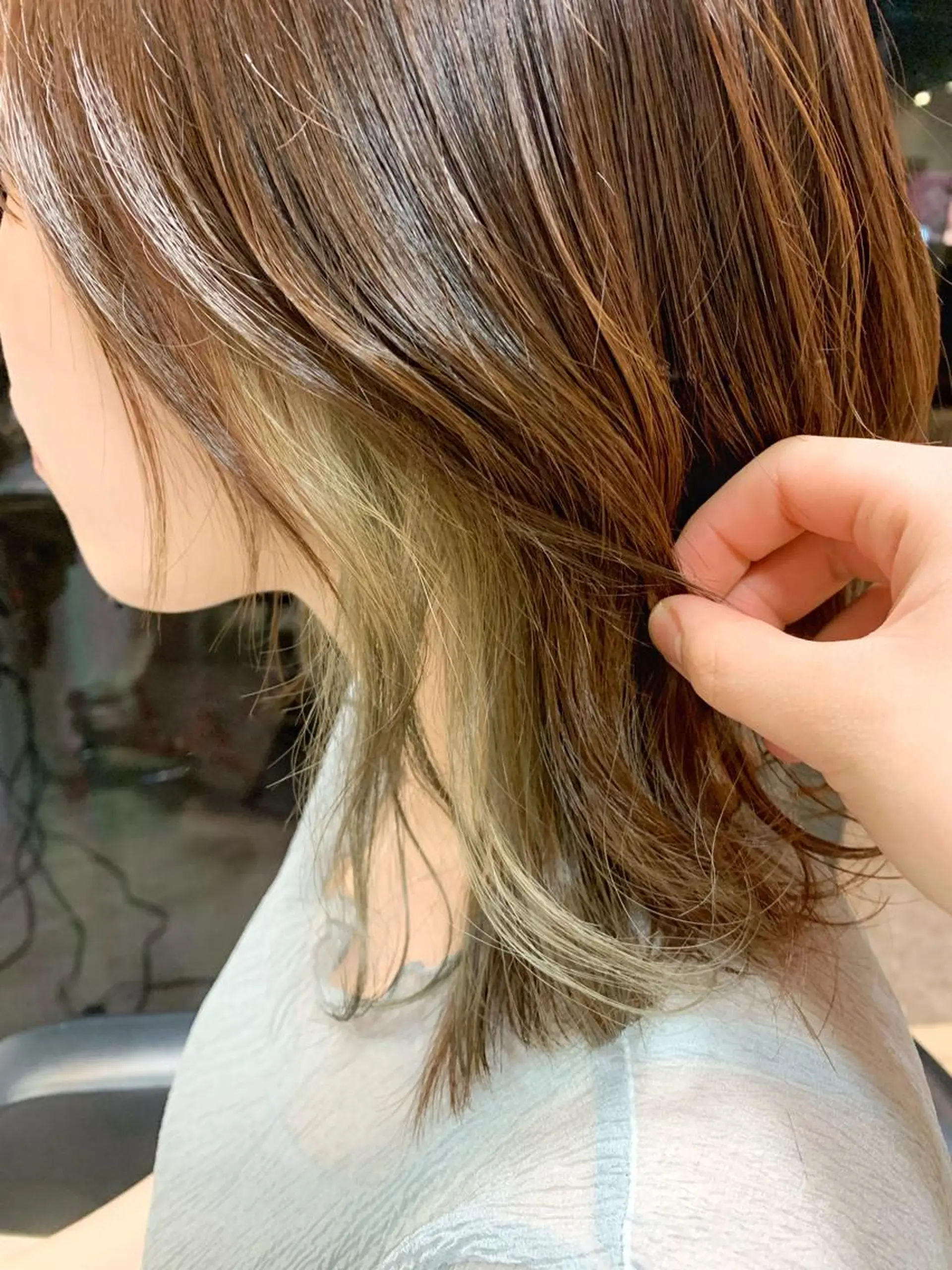 セミロング カラー ベージュカラー 透明感カラー イヤリングカラー マルナ本店 ペコのヘアスタイル